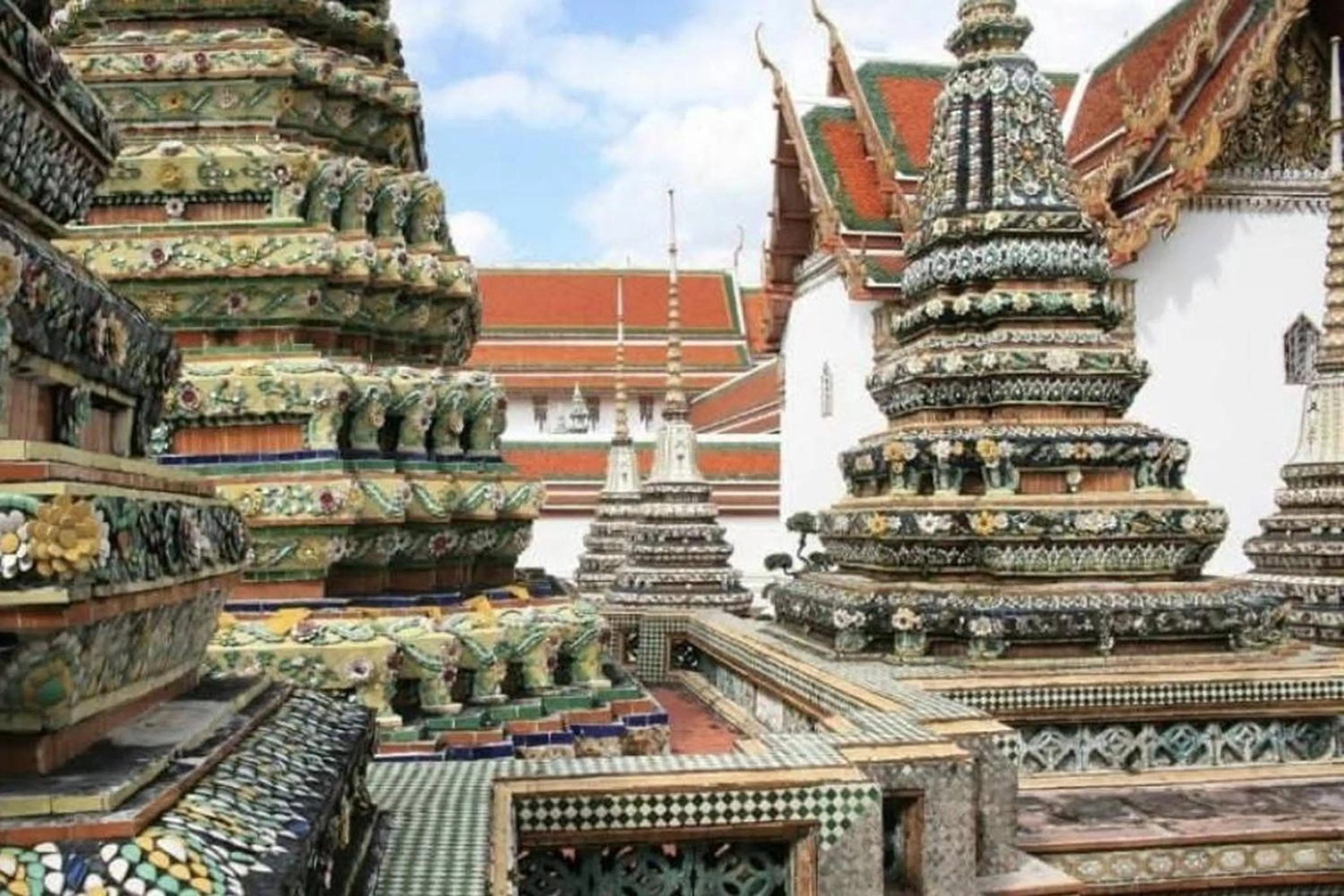 Nearby landmark in 51 Suanplu Residence