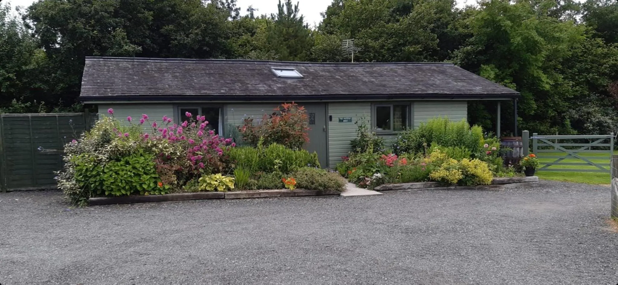 The Potting Shed And The Garden Shed Self Catering