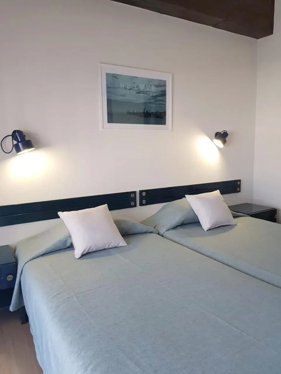 Bed in Apartamentos Guadiana Bed in Apartamentos Guadiana