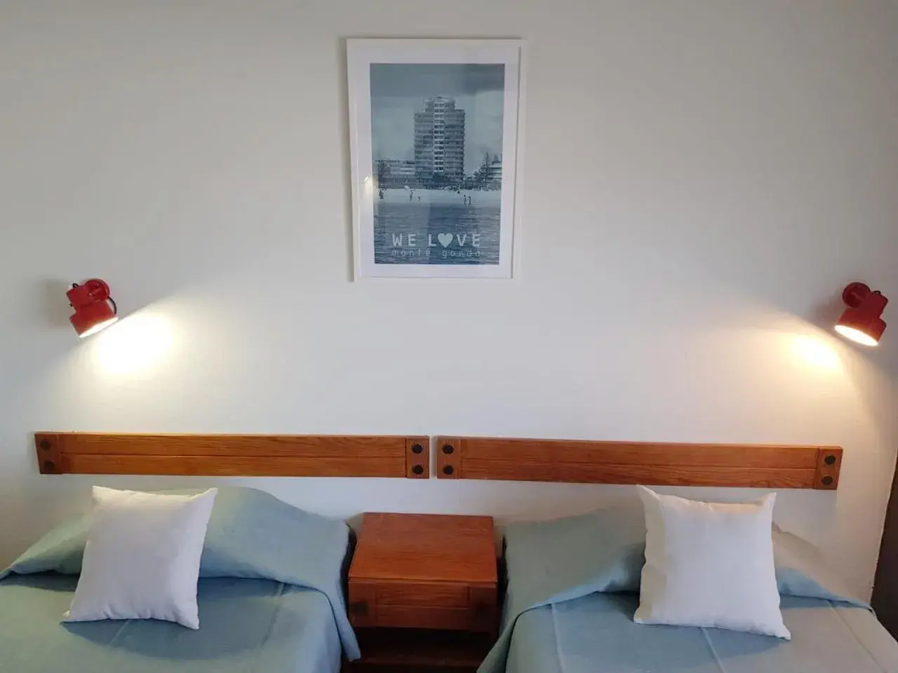 Bed in Apartamentos Guadiana Bed in Apartamentos Guadiana