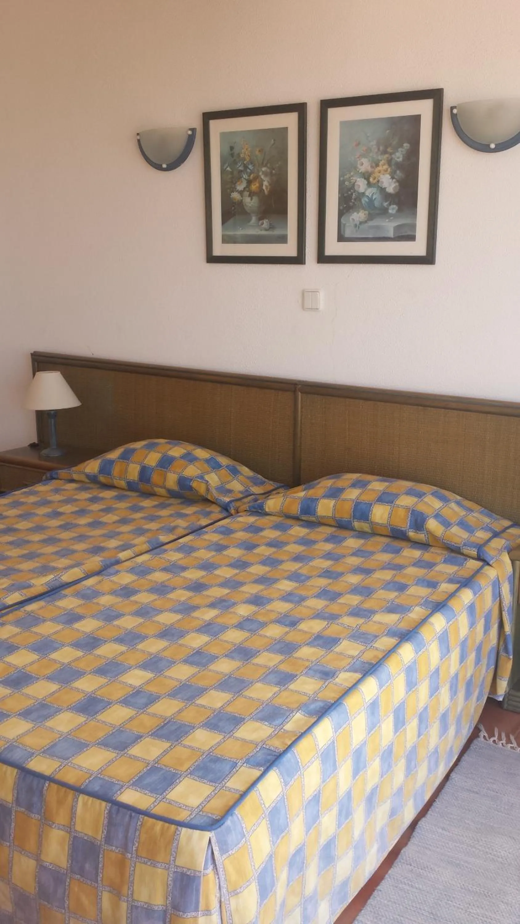 Bed in Apartamentos Guadiana