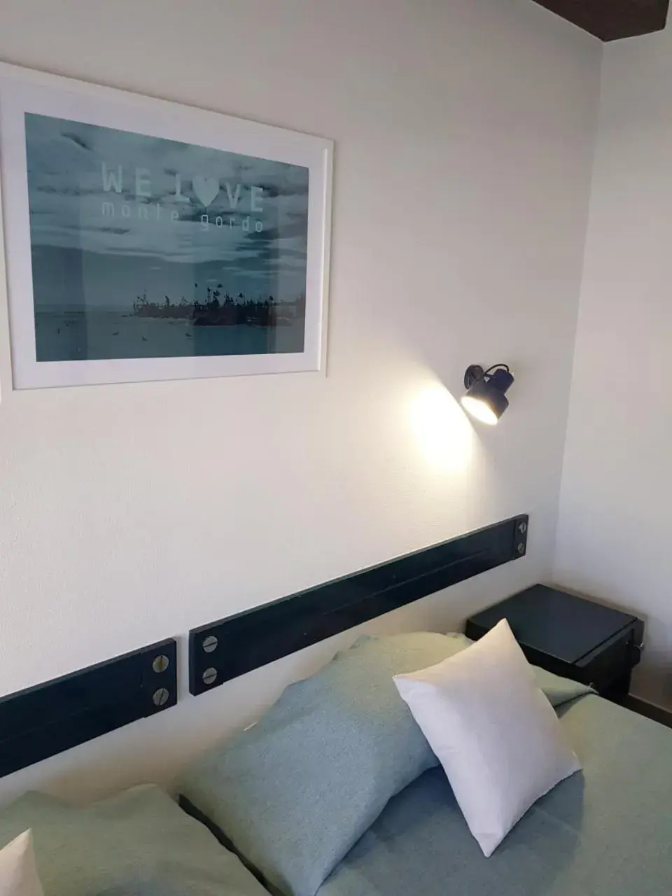 Bed in Apartamentos Guadiana Bed in Apartamentos Guadiana