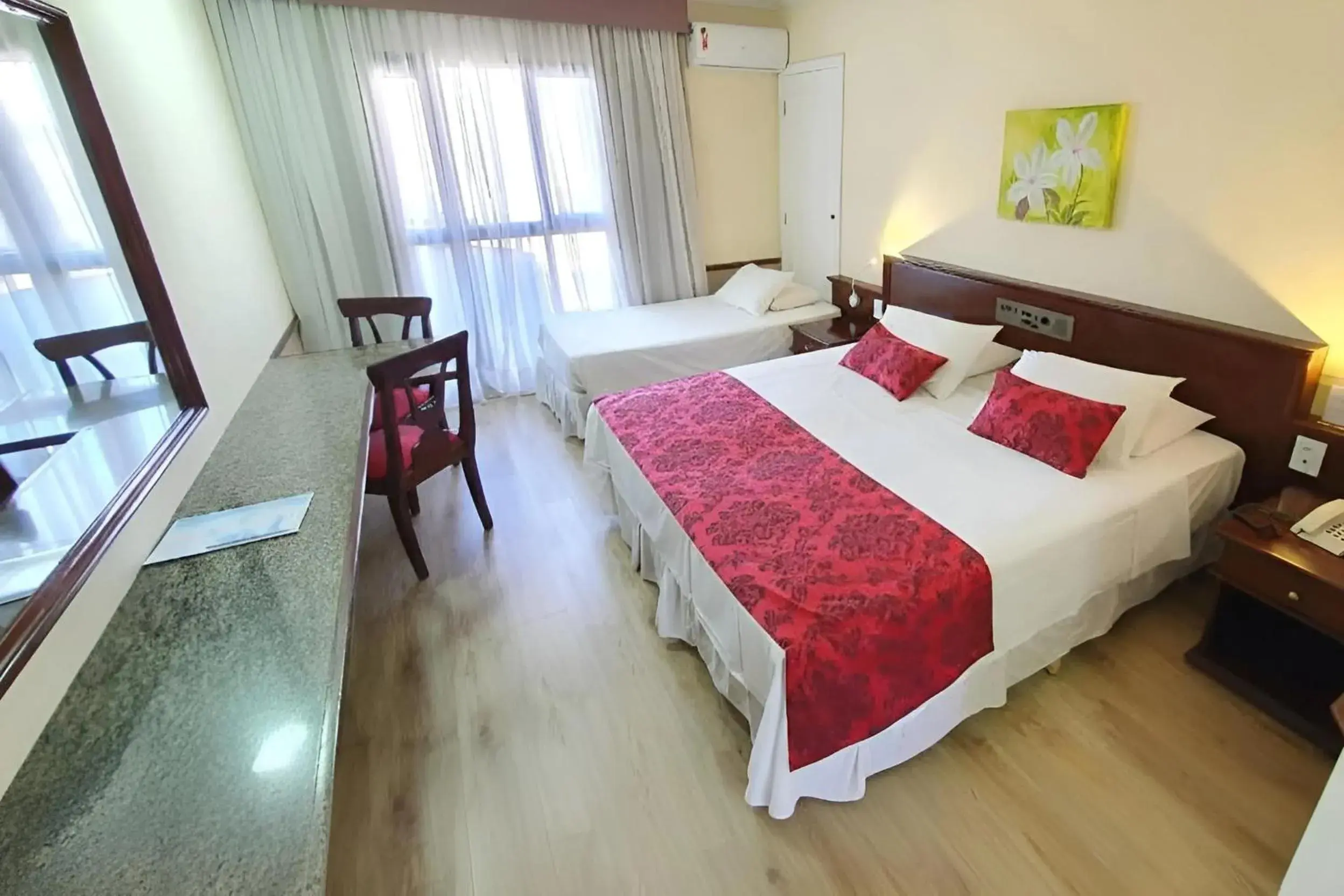 Bedroom, Bed in Hotel Dan Inn Campinas Cambuí - Um Hotel Clássico em Campinas By Nacional Inn Bedroom, Bed in Hotel Dan Inn Campinas Cambuí - Um Hotel Clássico em Campinas By Nacional Inn