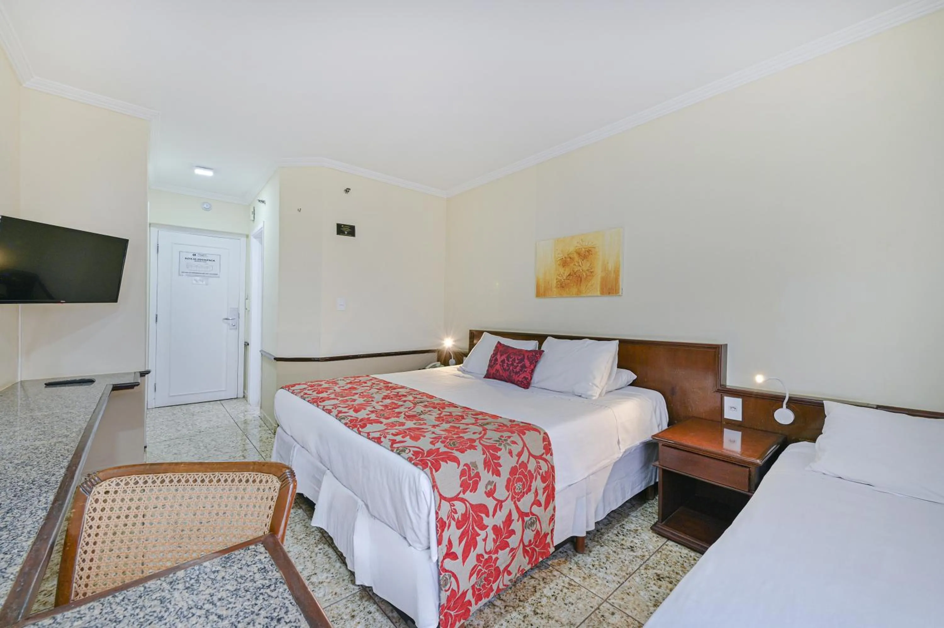 Bedroom, Bed in Hotel Dan Inn Campinas Cambuí - Um Hotel Clássico em Campinas By Nacional Inn