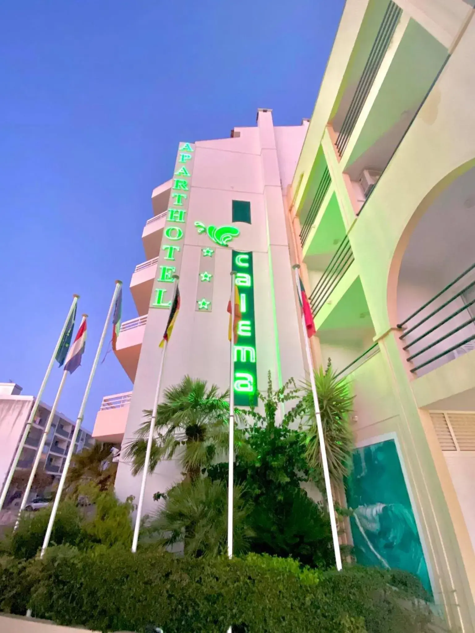 Property building in Aparthotel Calema Avenida Jardim Property building in Aparthotel Calema Avenida Jardim