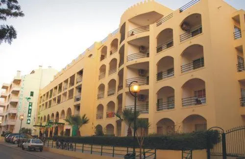 Facade/entrance in Aparthotel Calema Avenida Jardim