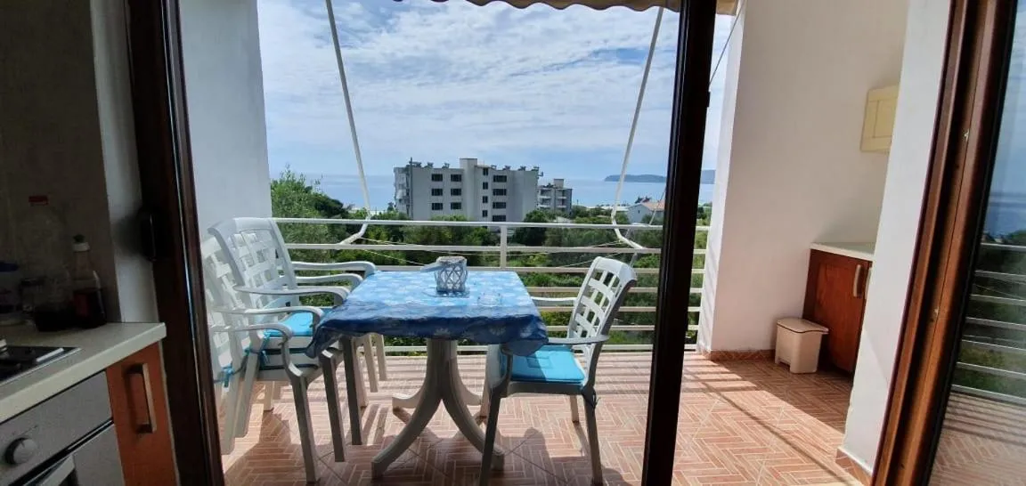 Seaview apartment