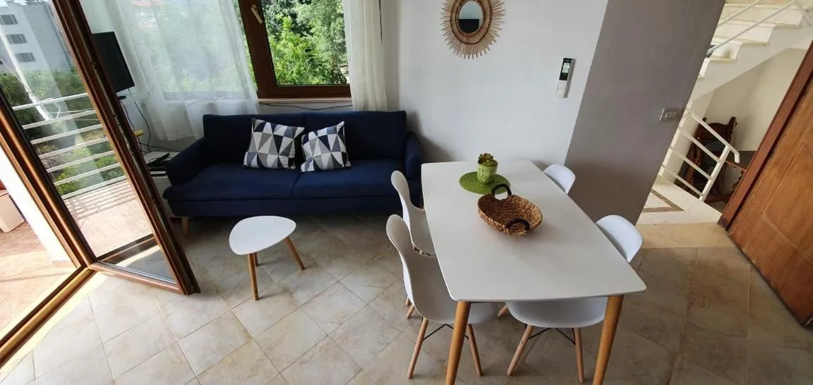 Seaview apartment