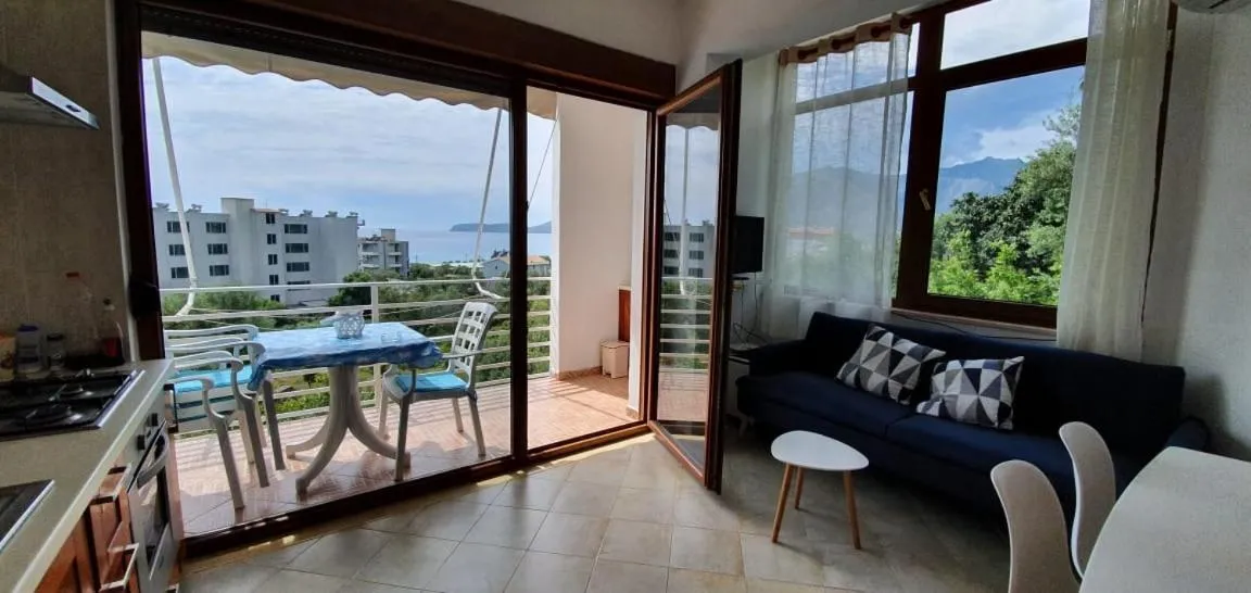 Seaview apartment