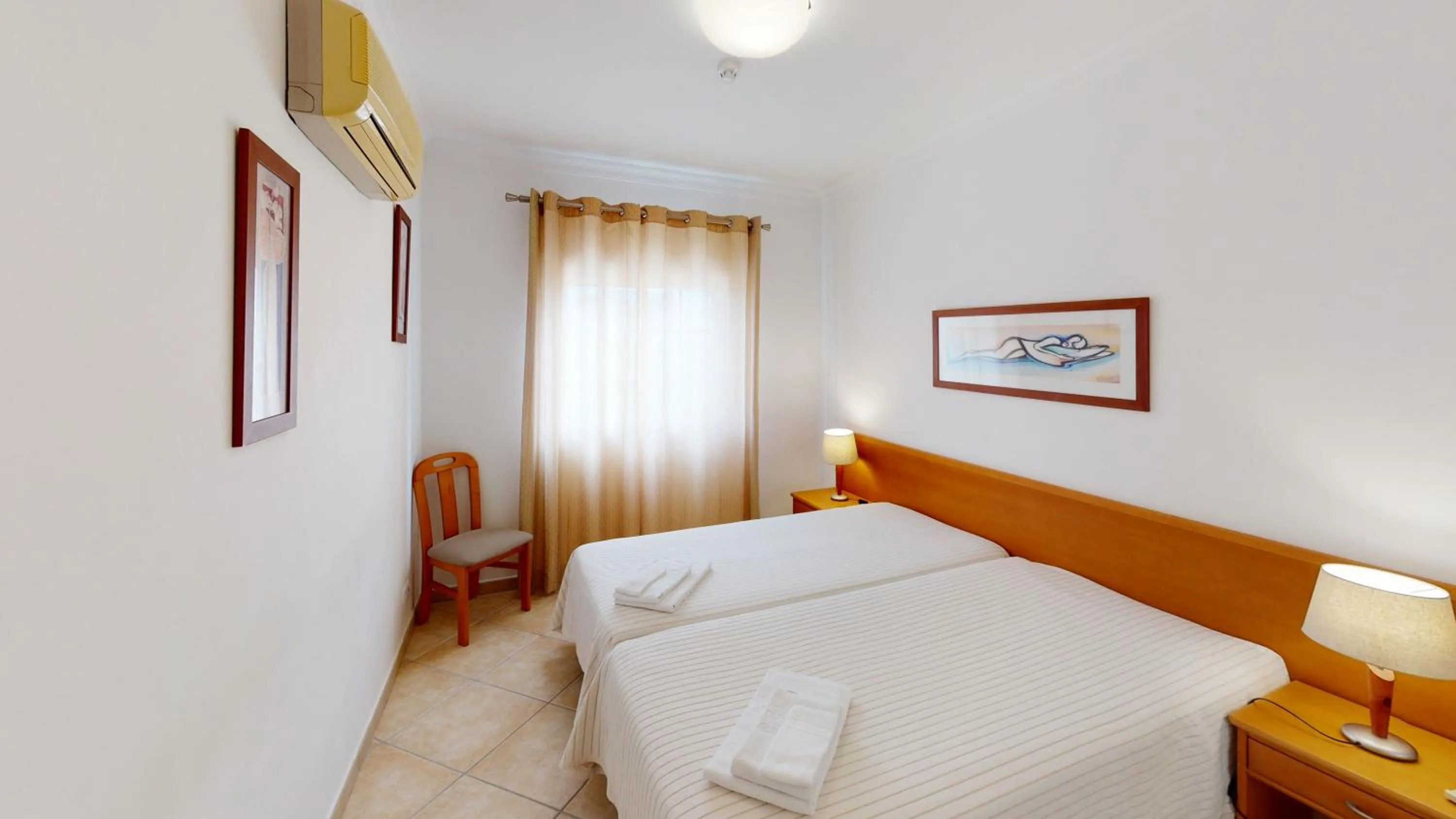 Bedroom, Bed in Praia da Lota Beachfront Resort - Hotel & Apartments