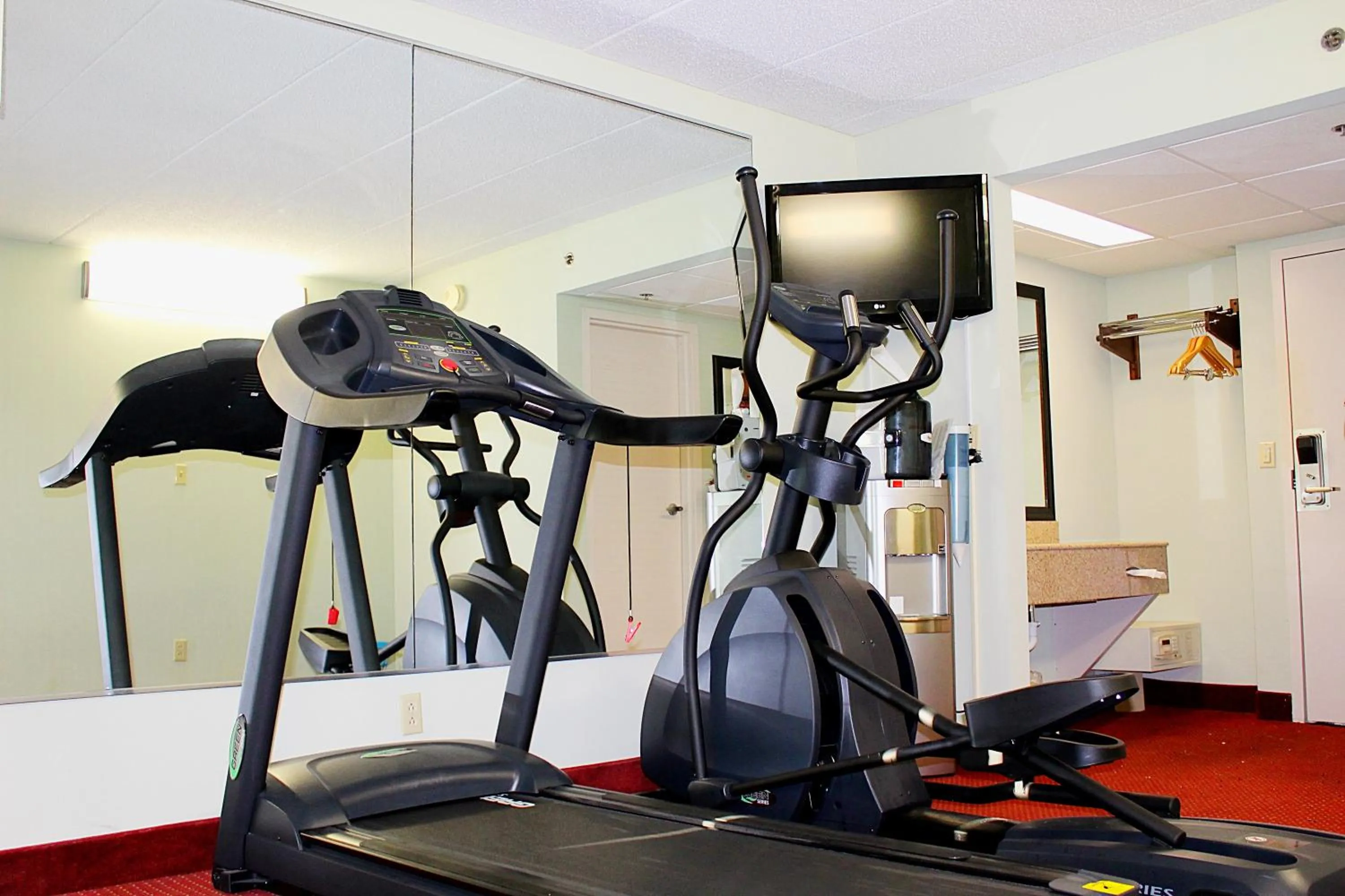 Fitness centre/facilities in Baymont by Wyndham Springfield