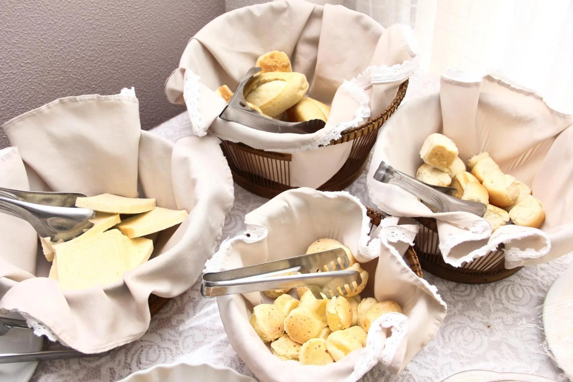 Buffet breakfast in San Phillip Flat Hotel