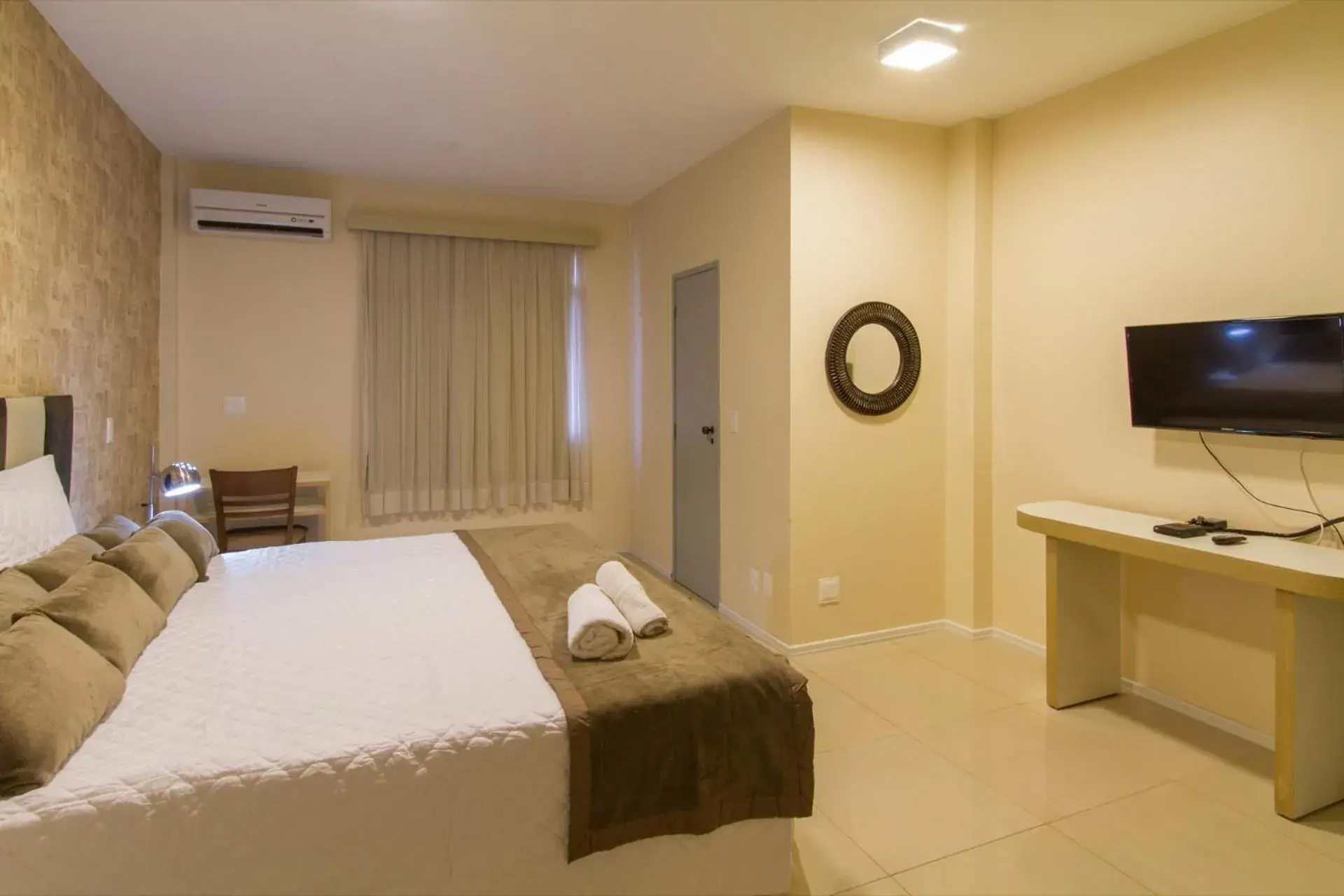 Photo of the whole room, Bed in San Phillip Flat Hotel Photo of the whole room, Bed in San Phillip Flat Hotel