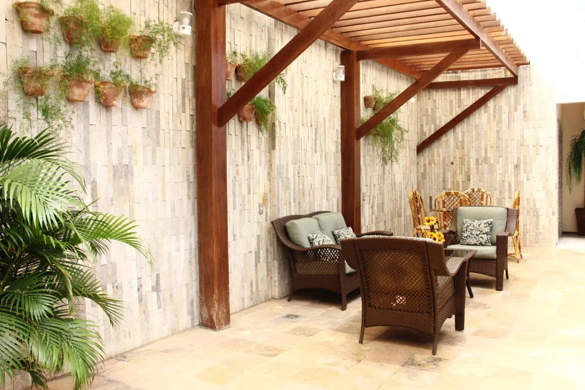 Patio in San Phillip Flat Hotel