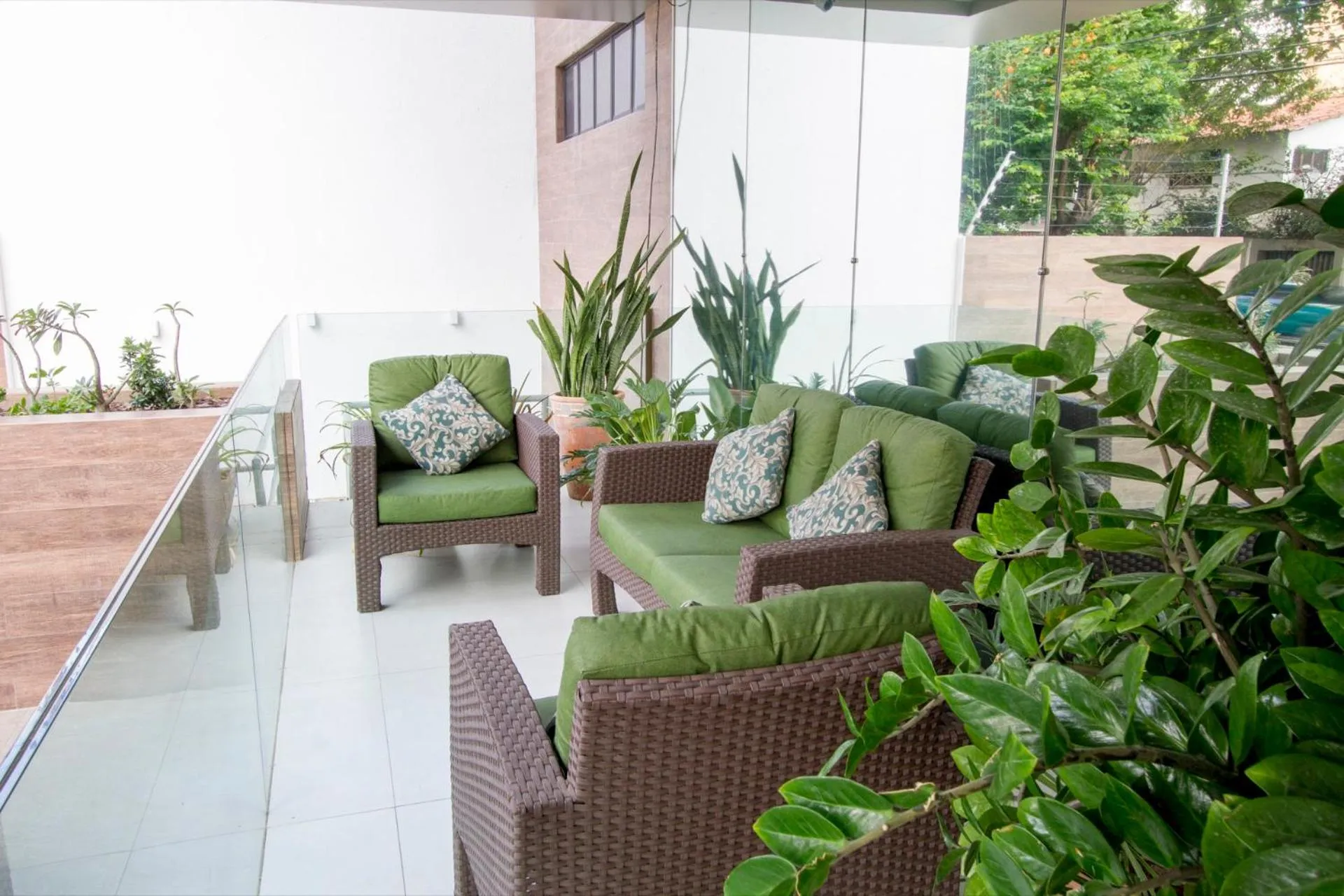 Patio in San Phillip Flat Hotel