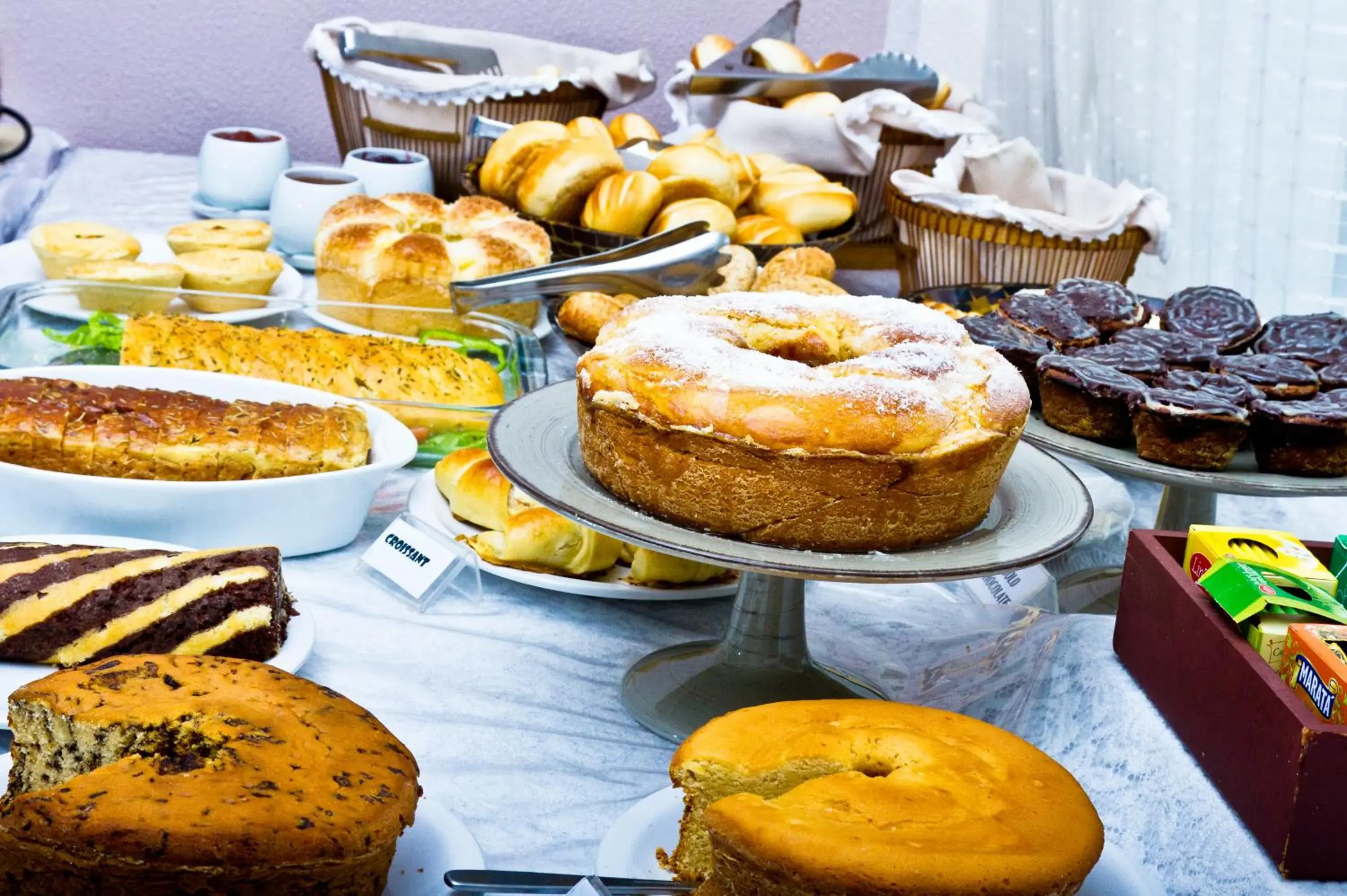 Food in San Phillip Flat Hotel Food in San Phillip Flat Hotel