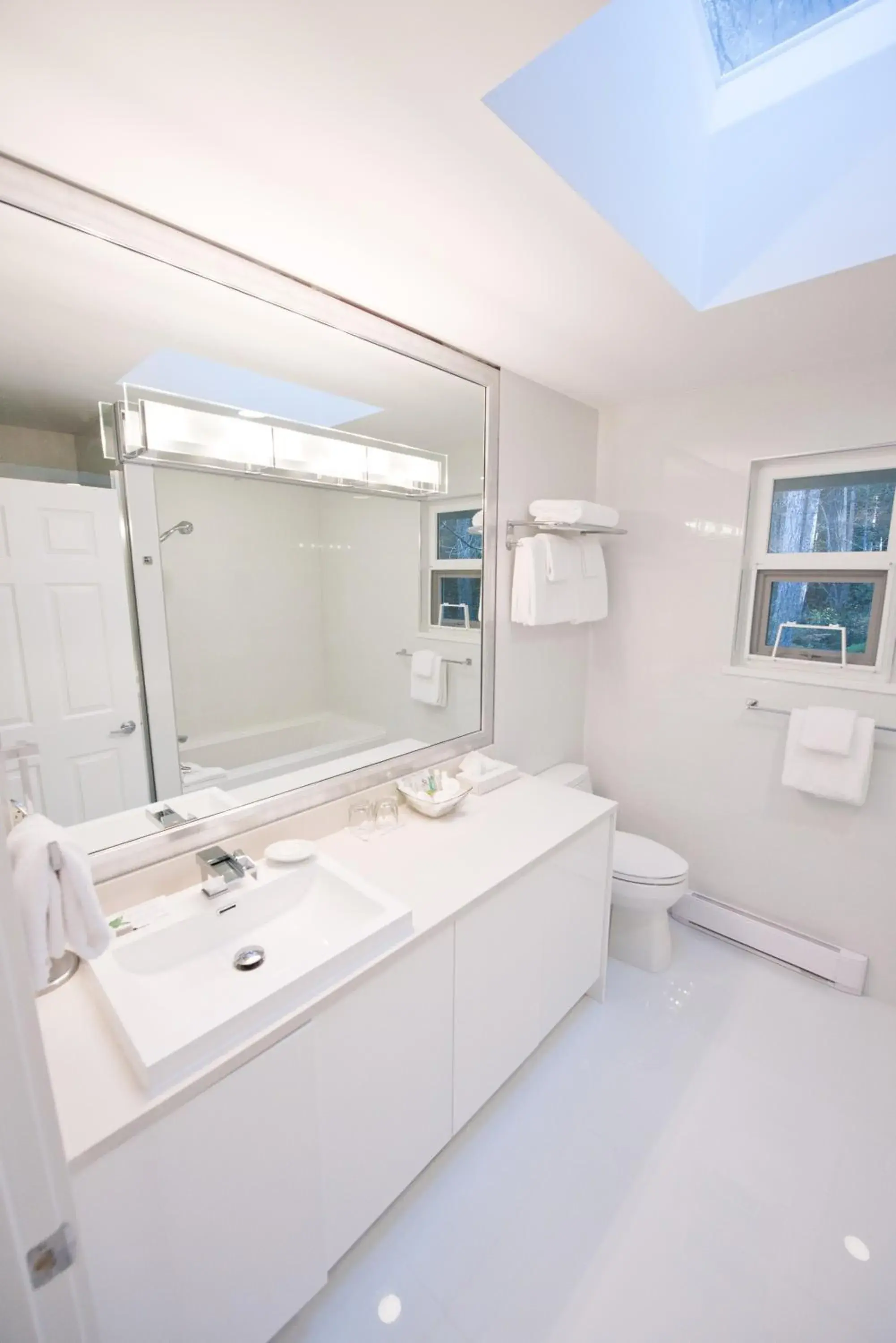 Bathroom in Rockwater Secret Cove Resort Bathroom in Rockwater Secret Cove Resort