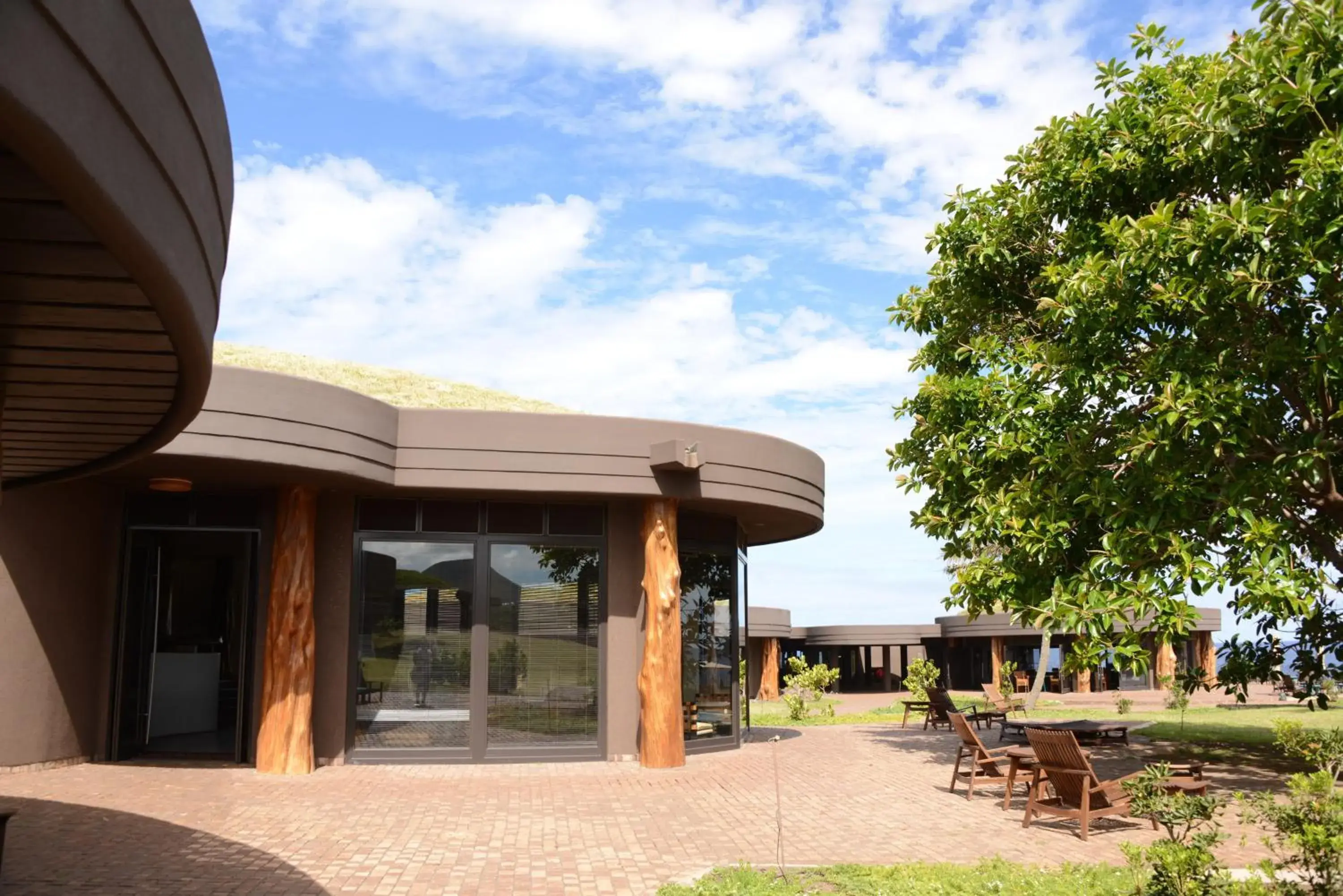 Facade/entrance in Nayara Hangaroa Facade/entrance in Nayara Hangaroa