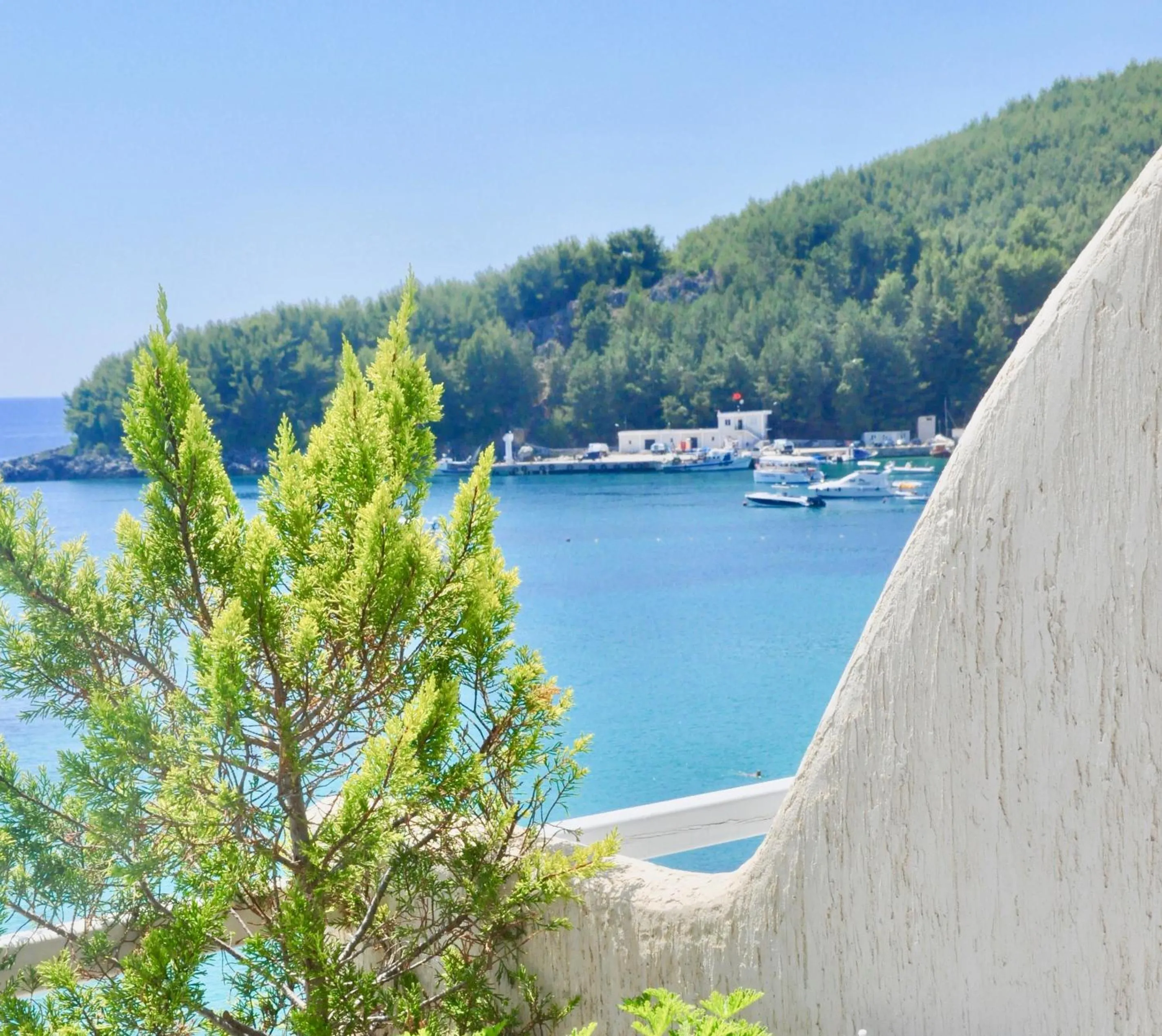 Day in Geo & Art Boutique Hotel Himara