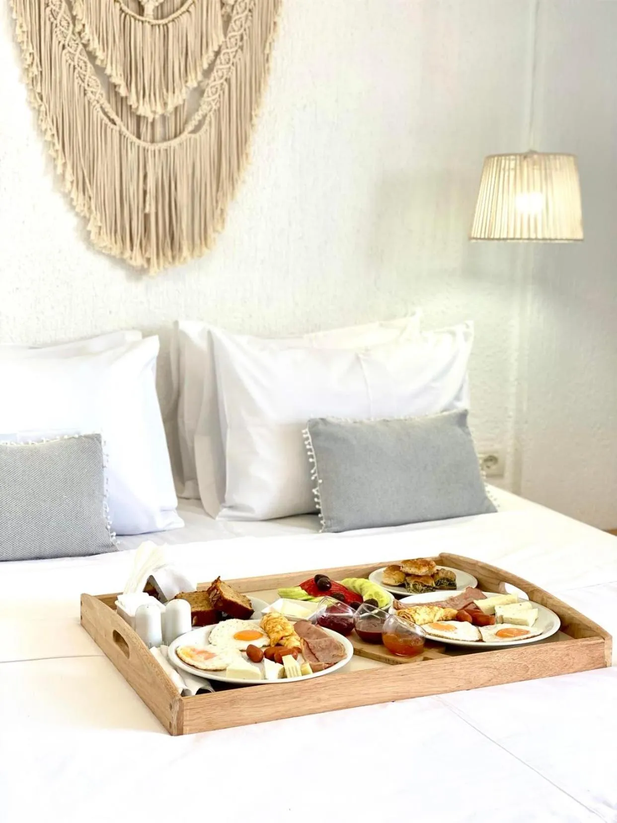 Bed in Geo & Art Boutique Hotel Himara