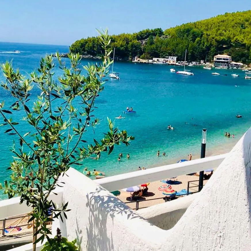 Geo & Art Boutique Hotel Himara