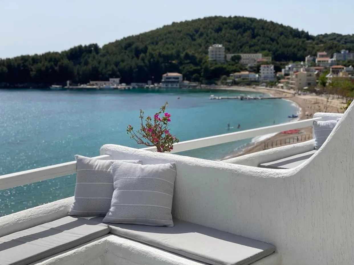 Day in Geo & Art Boutique Hotel Himara