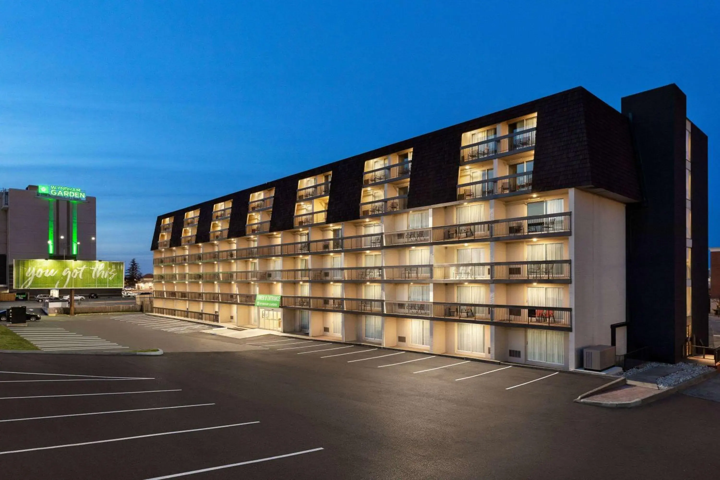 Property building in Wyndham Garden Niagara Falls Fallsview Property building in Wyndham Garden Niagara Falls Fallsview