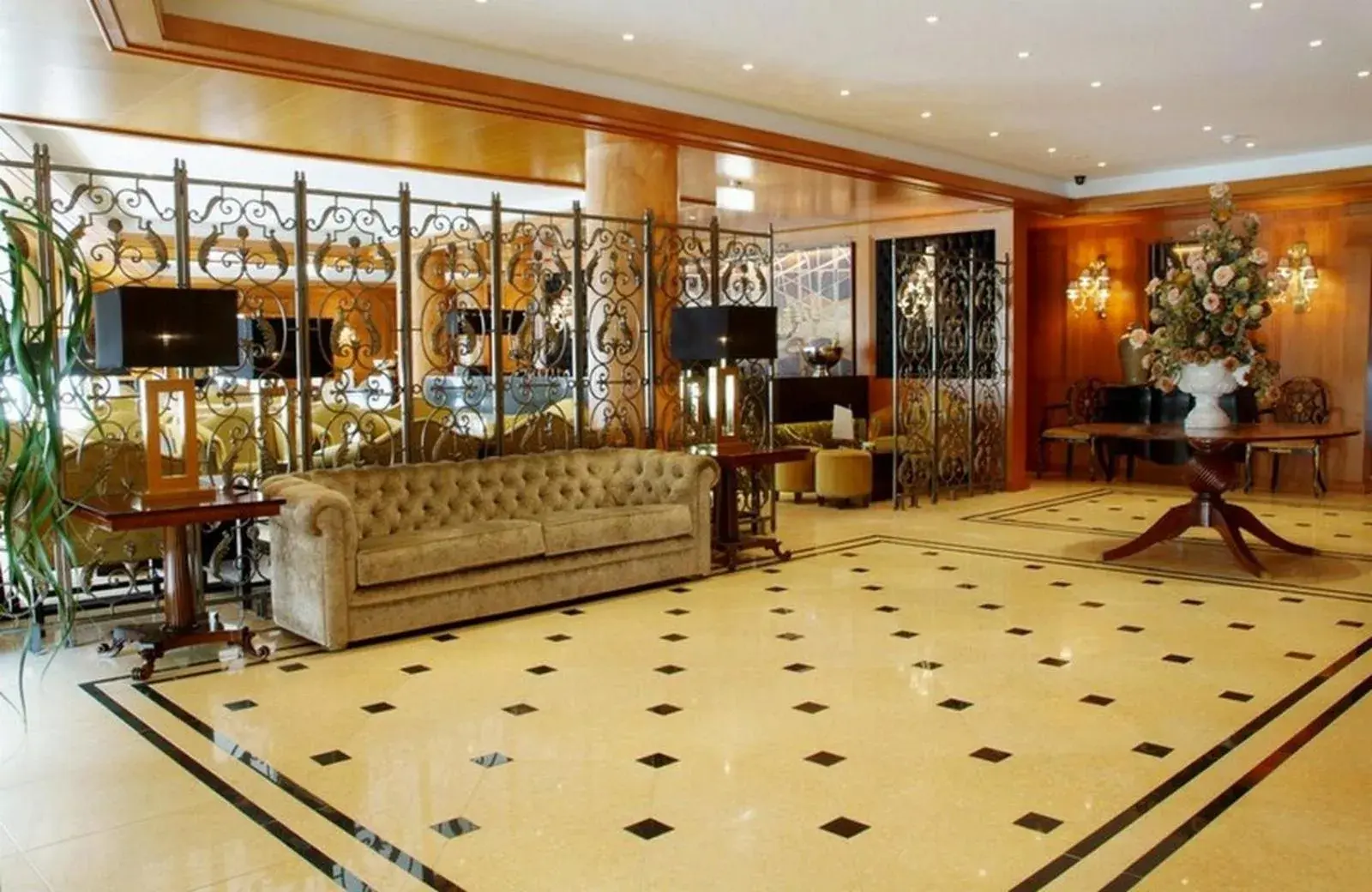 Facade/entrance in Hotel Moliceiro Facade/entrance in Hotel Moliceiro