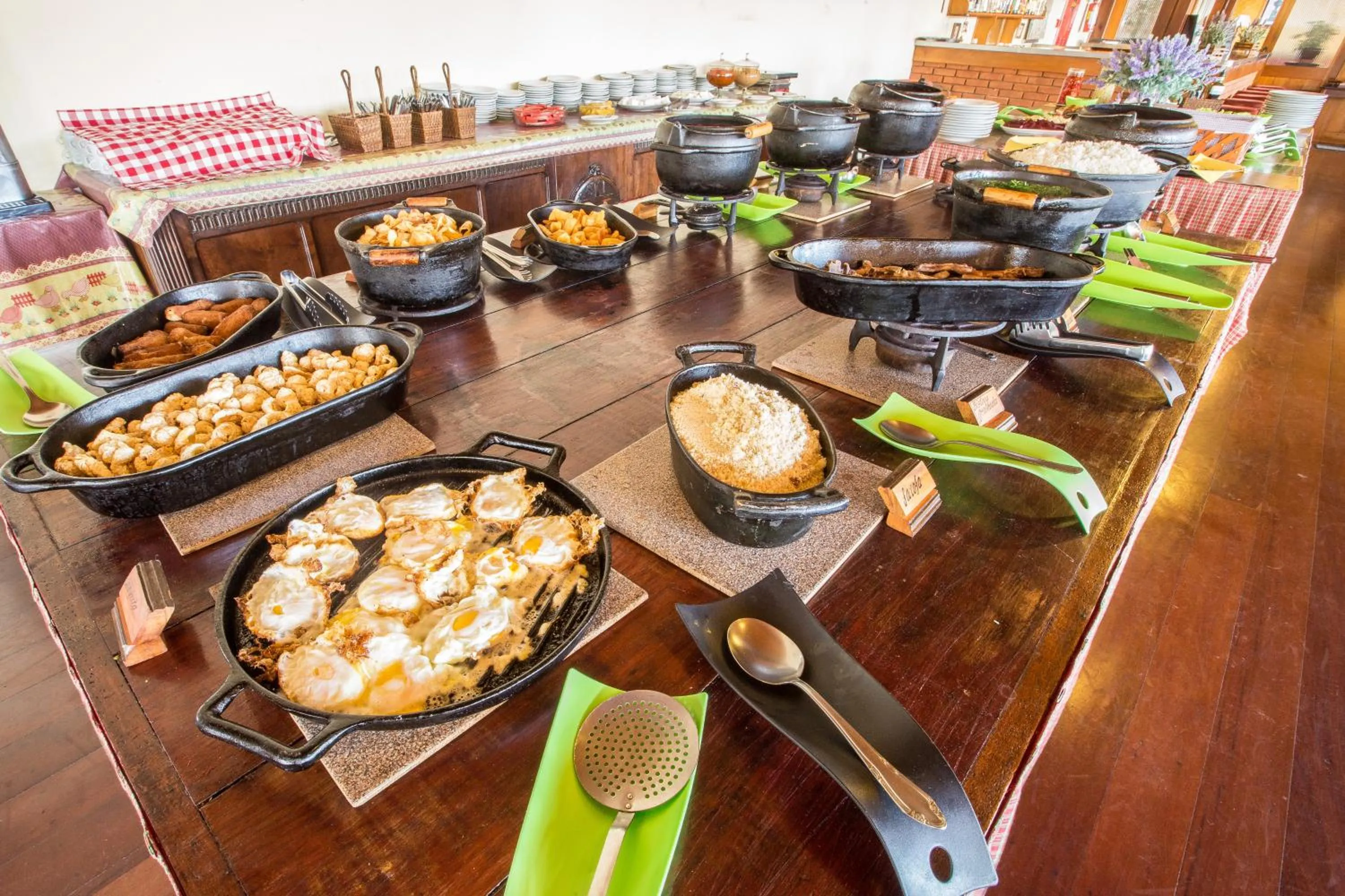 Breakfast in Hotel Recanto São Cristóvão - Próximo ao parque Tarundu