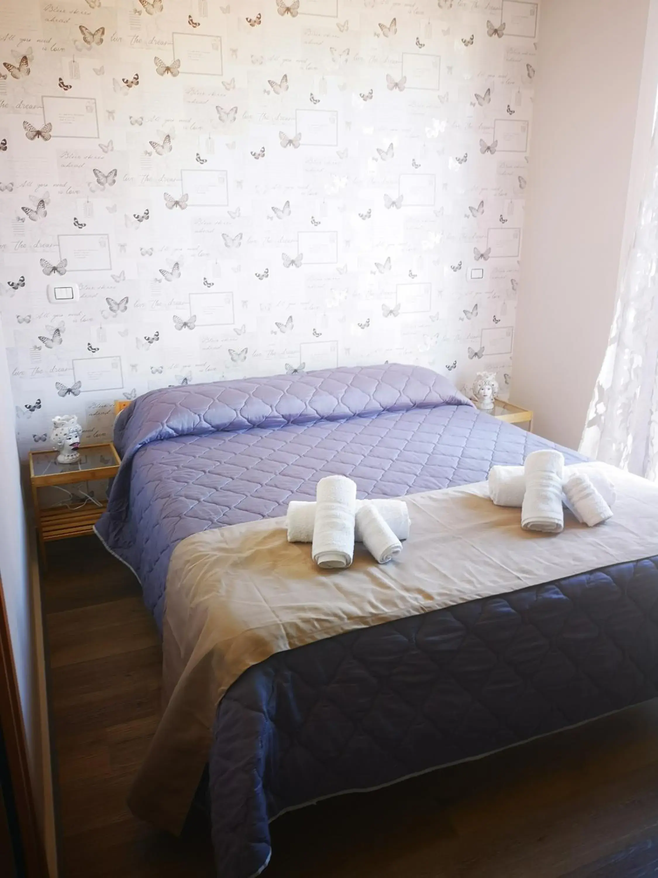 Quadruple Room with Private Bathroom - single occupancy in B&B Tonnarella Beach Quadruple Room with Private Bathroom - single occupancy in B&B Tonnarella Beach