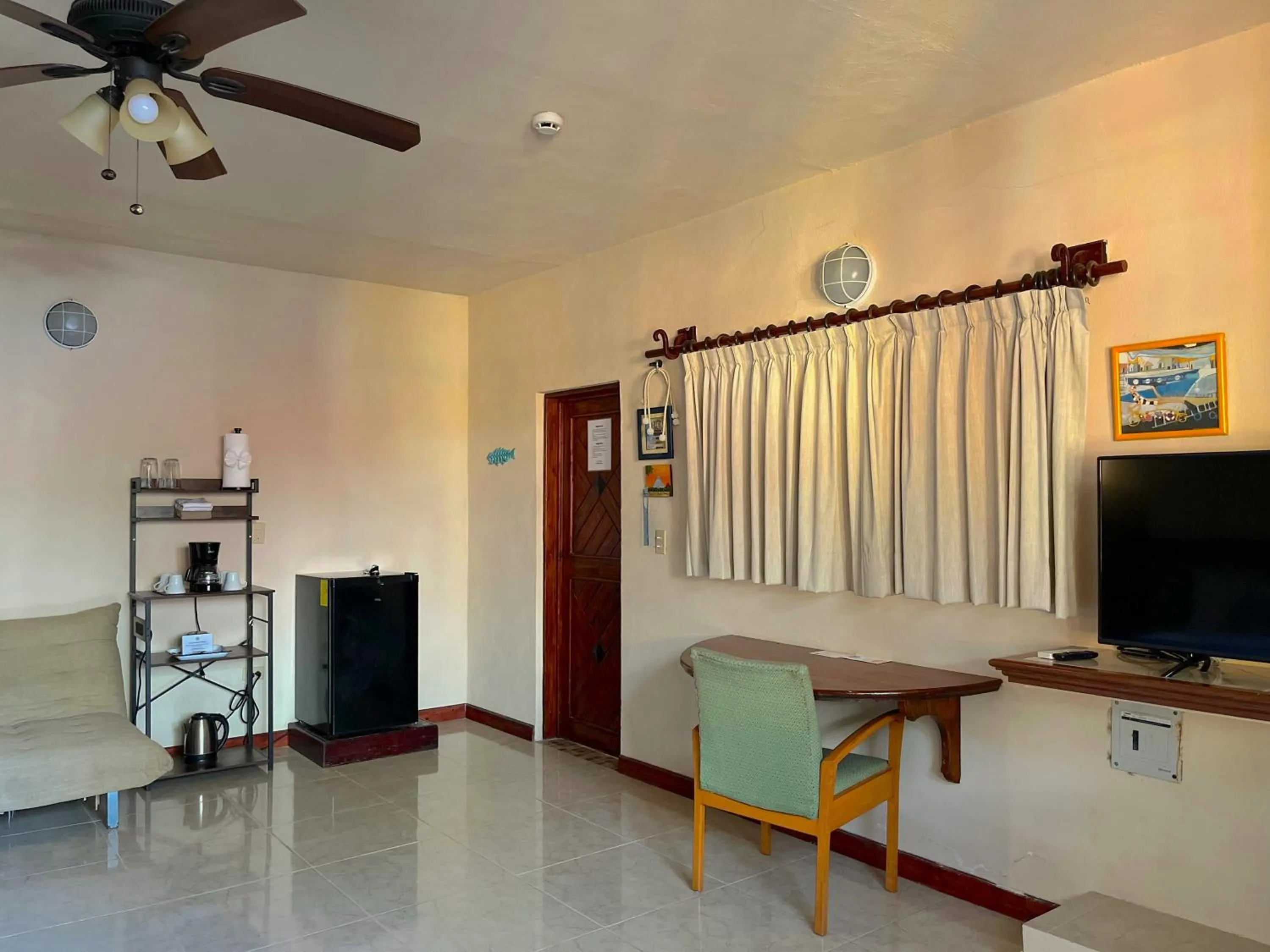 The Diving Lodge Downtown