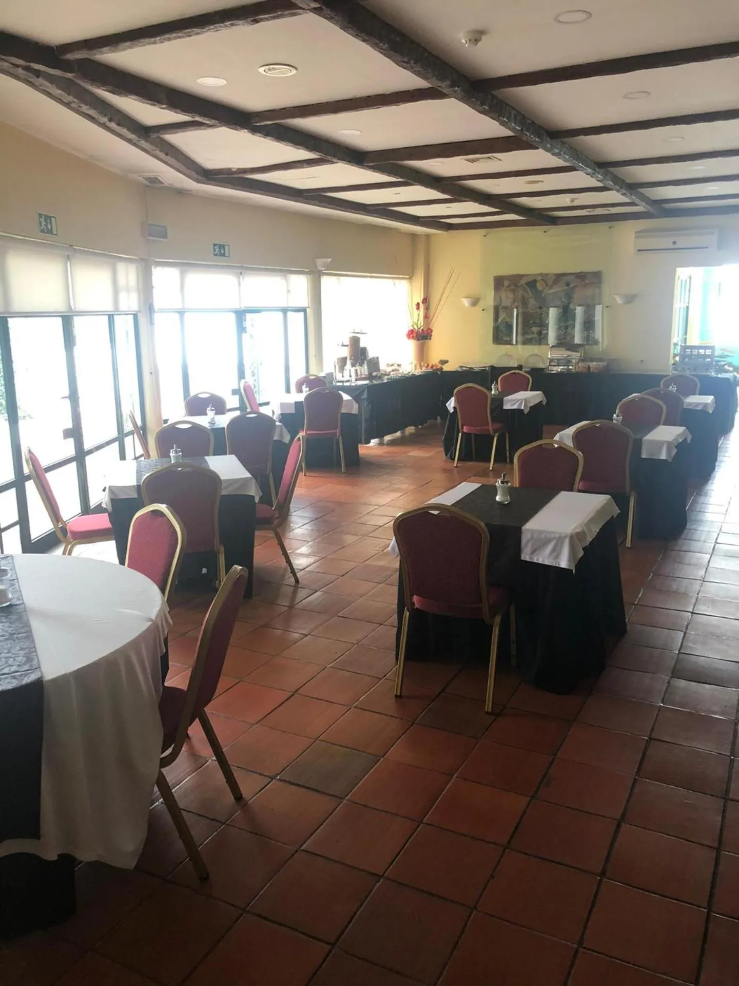 Restaurant/places to eat in Hotel Castelo de Vide