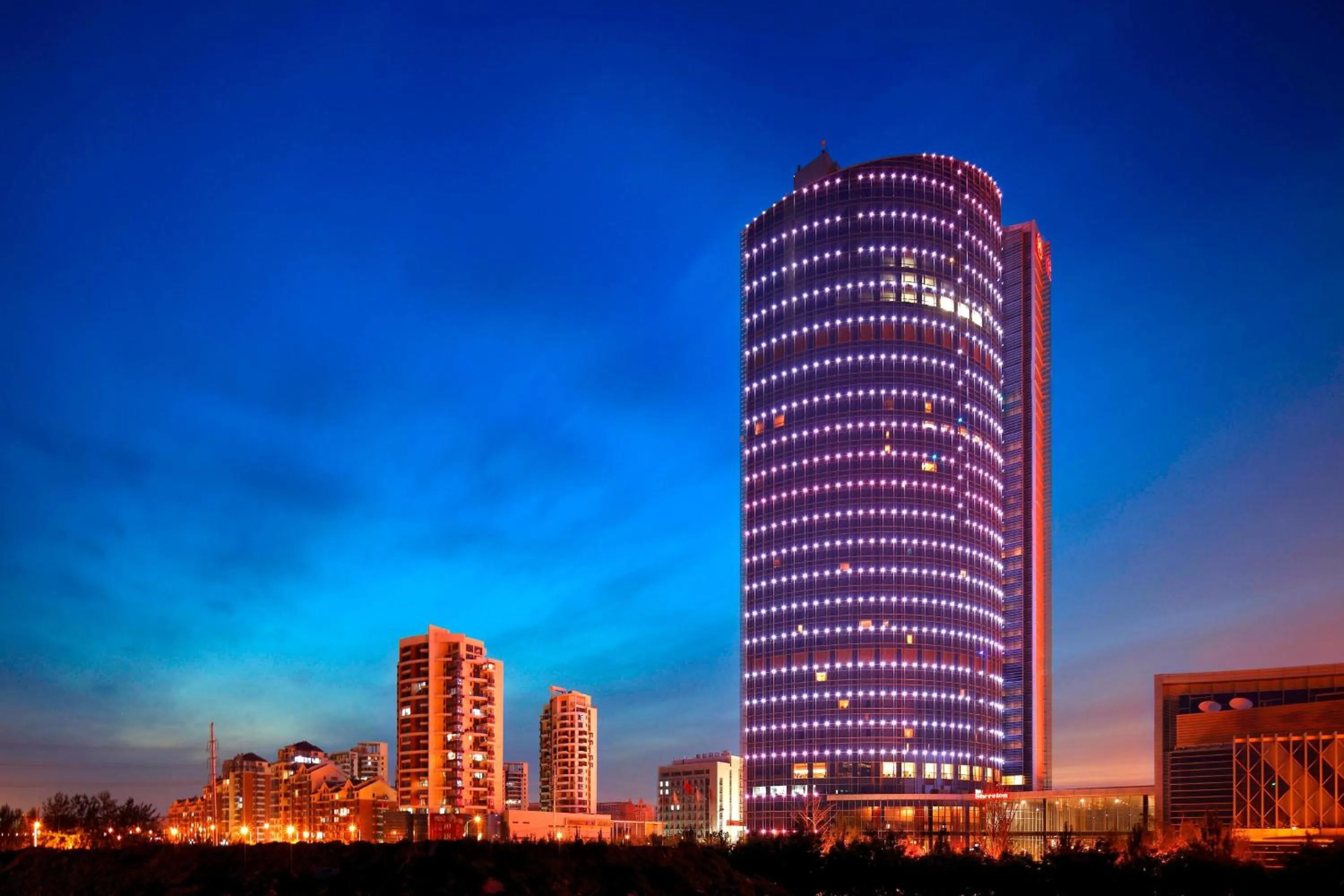 Property building in Sheraton Jinzhou Hotel