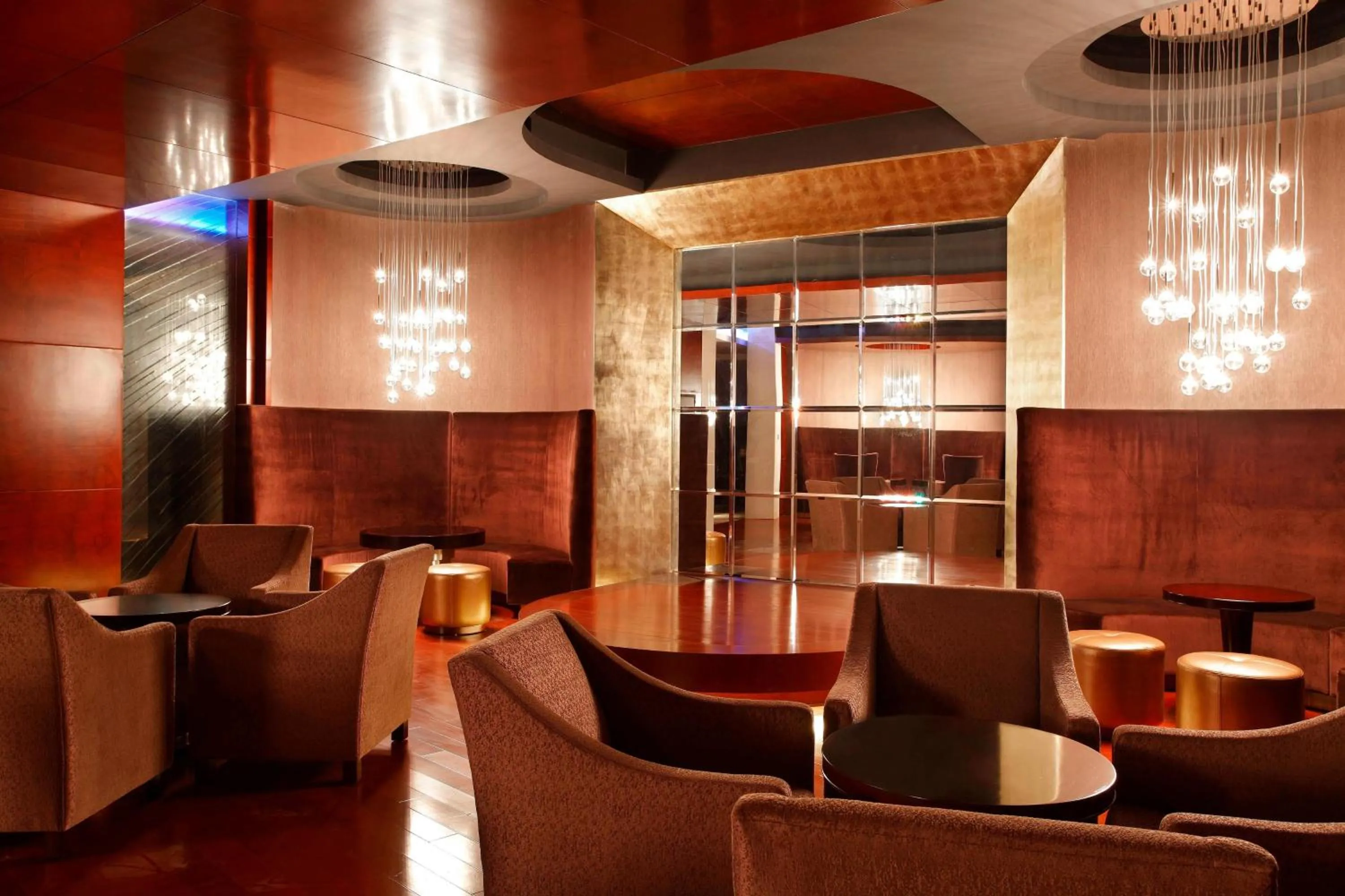 Lounge or bar in Sheraton Jinzhou Hotel