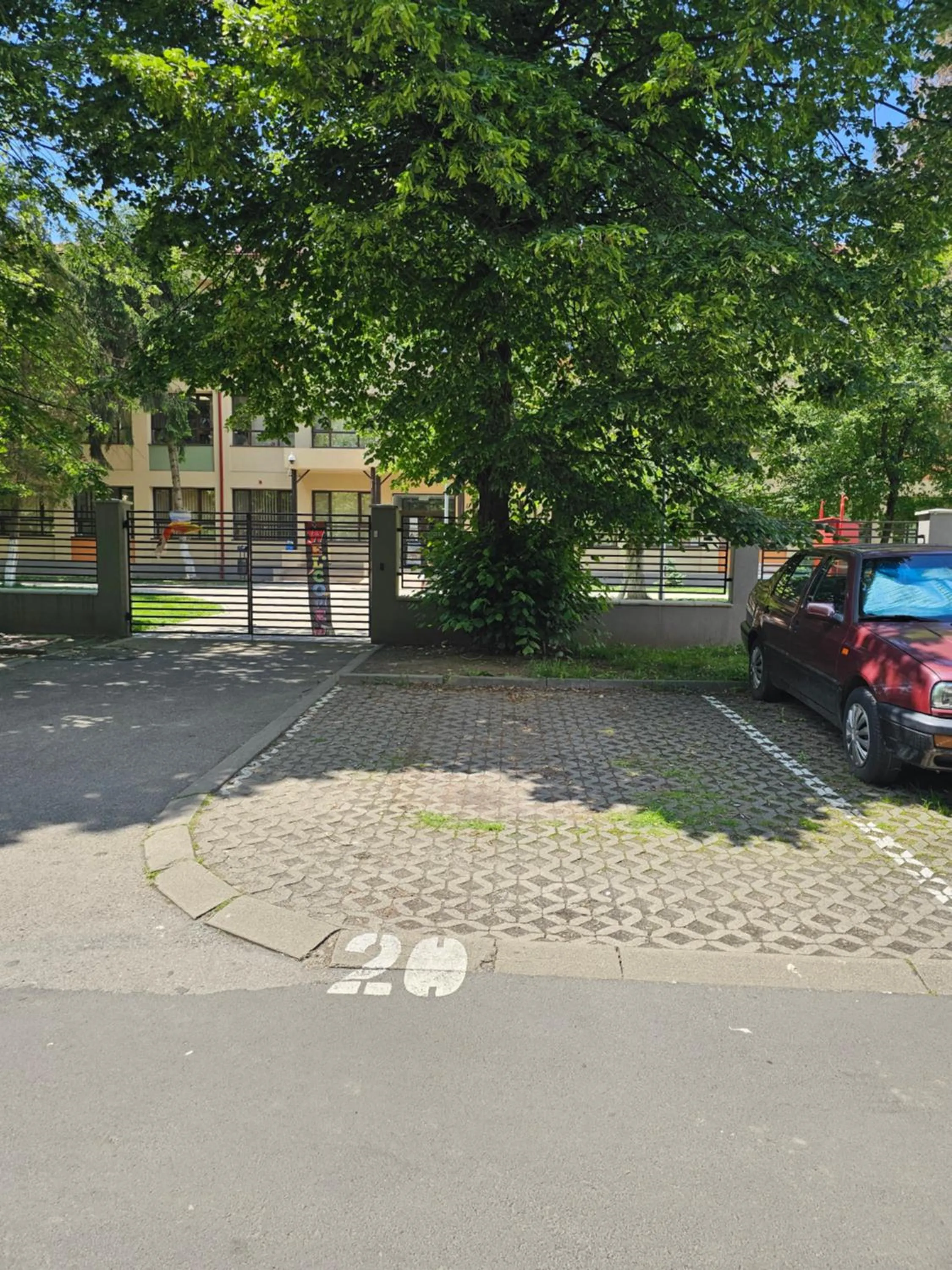 Parking in Apartament Alina - la parter & parcare rezervata