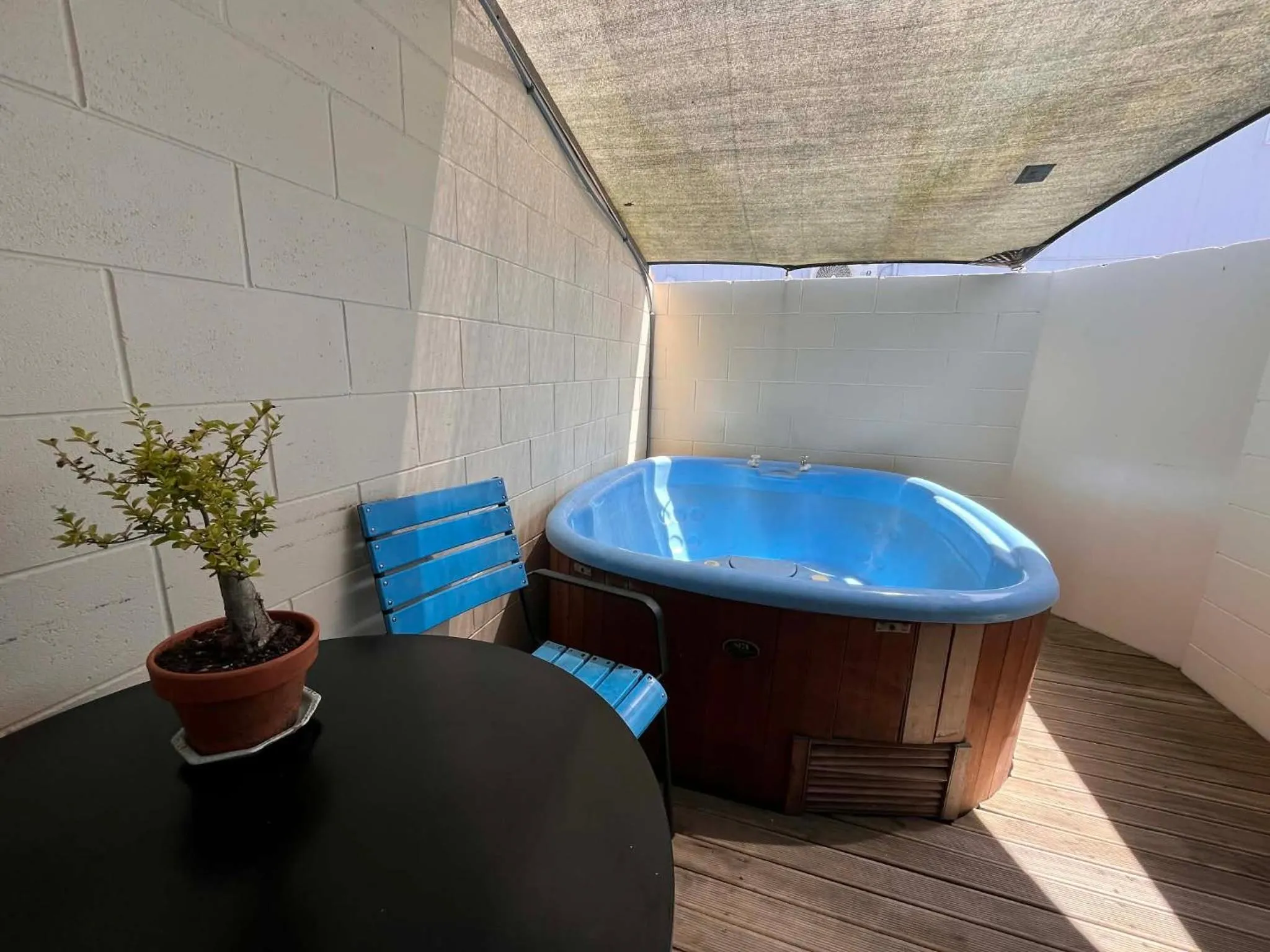 Hot Tub in Kowhai Motel Rotorua