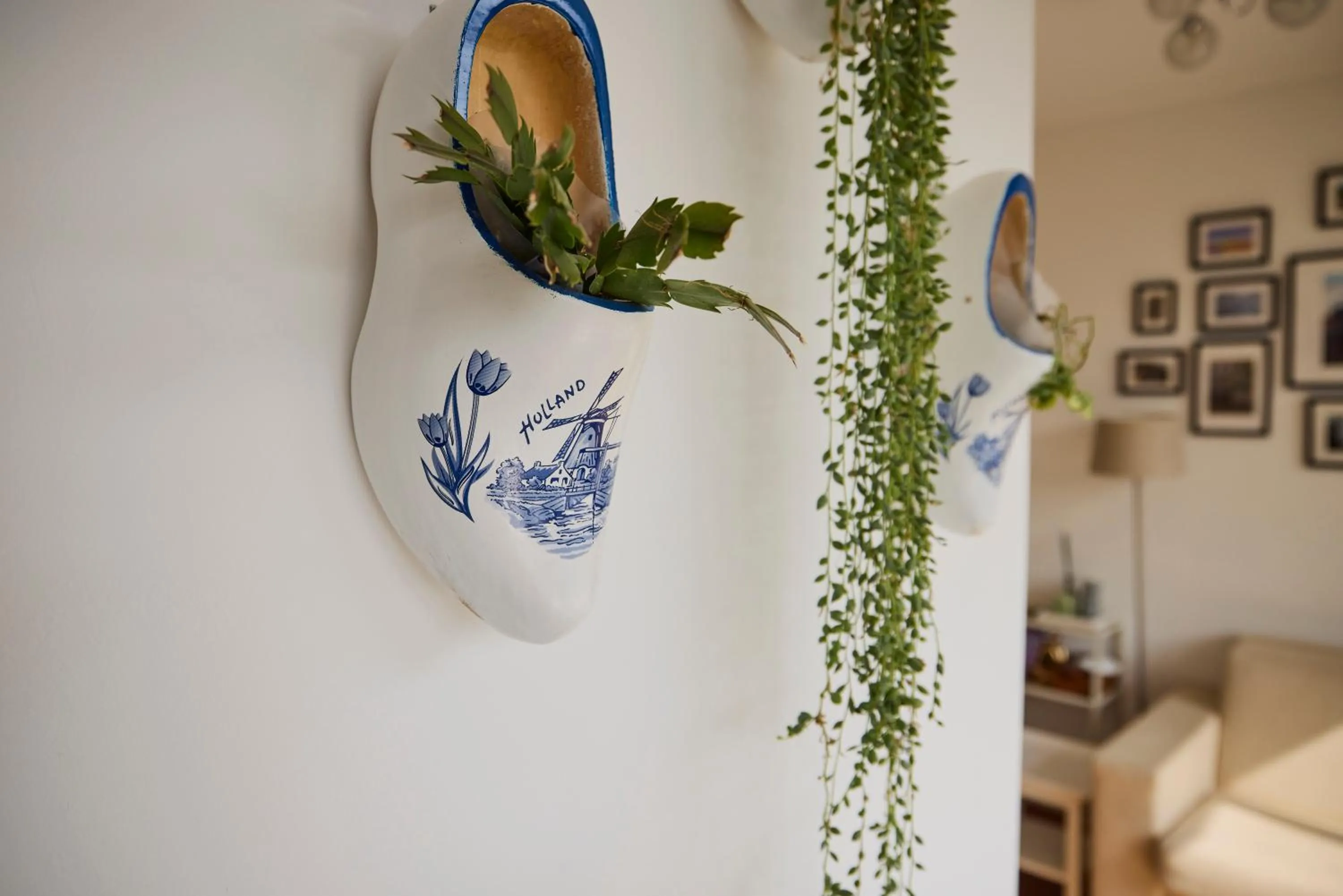 Decorative detail in Treehouse Inn