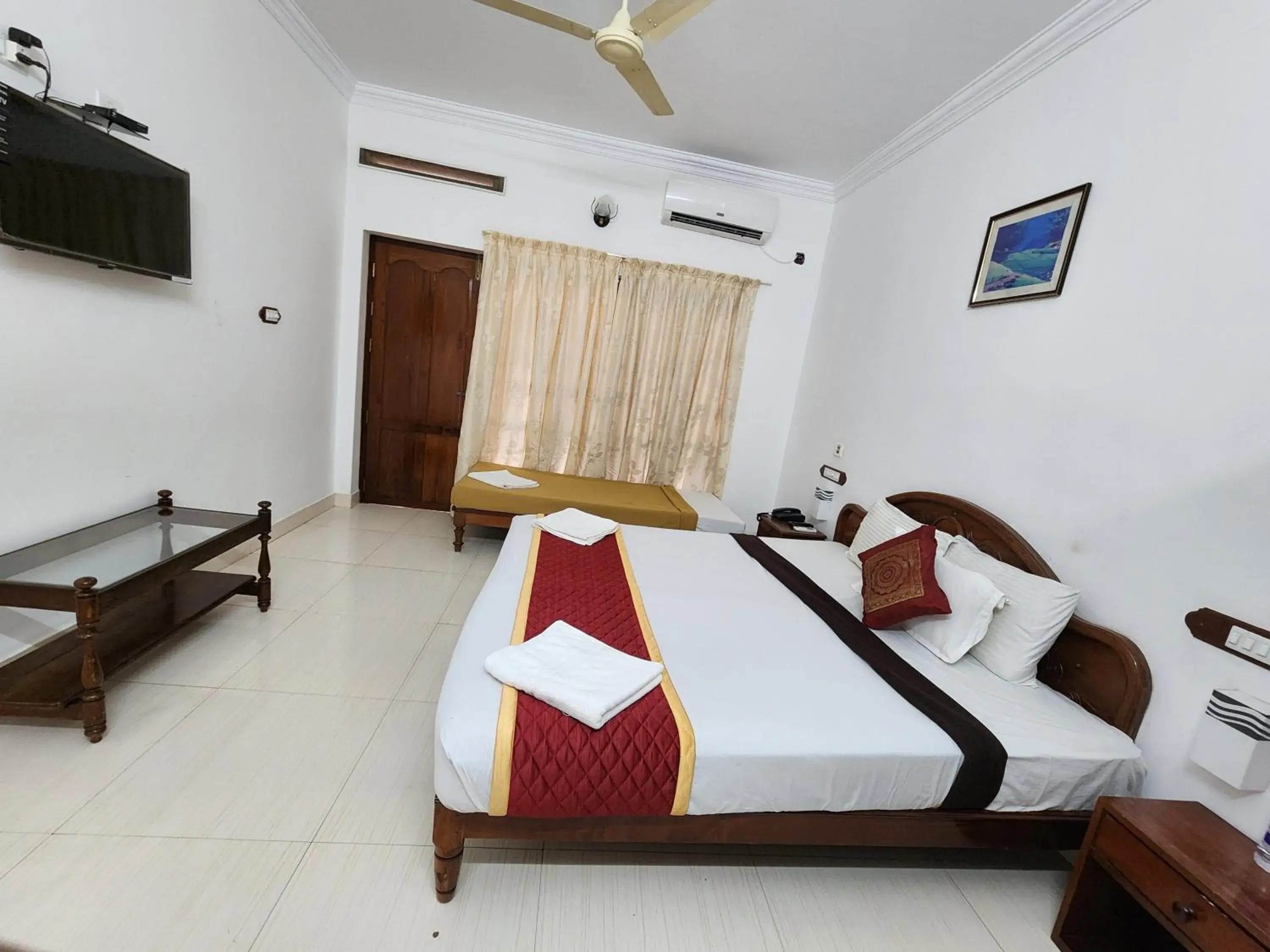 Bedroom, Bed in Jasmine Palace Bedroom, Bed in Jasmine Palace