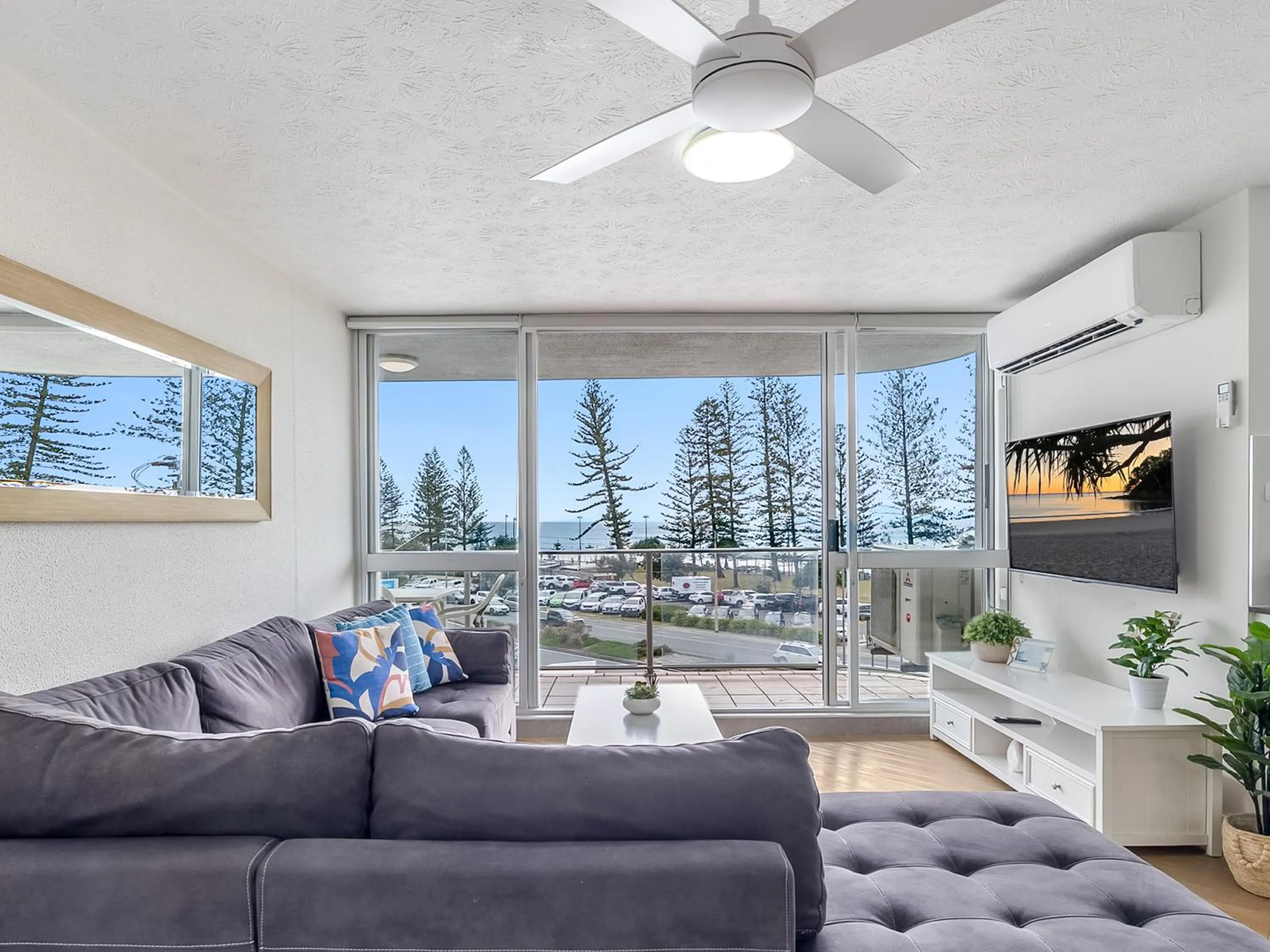 Living room in Mandolin Beachfront Resort