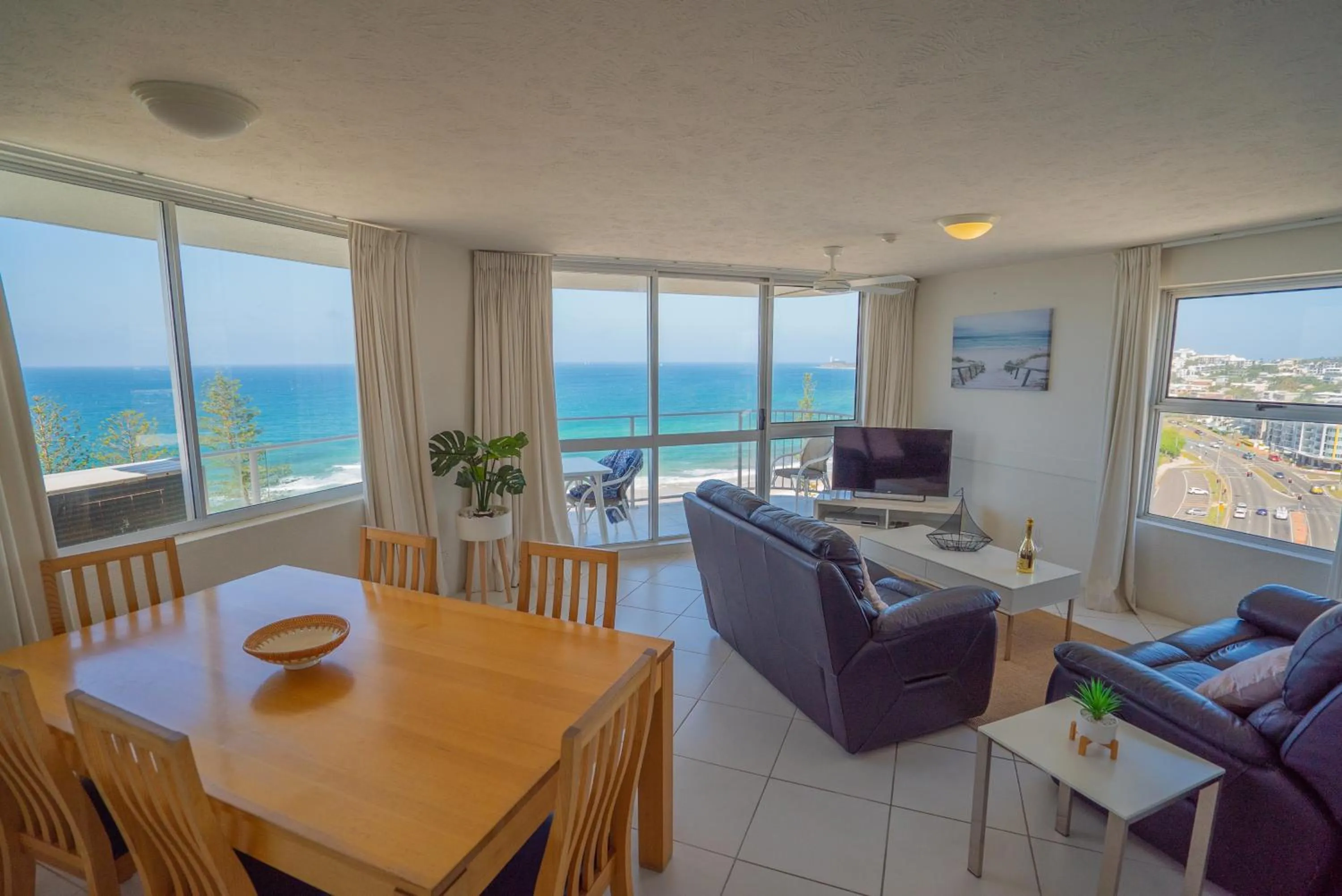 Living room in Mandolin Beachfront Resort