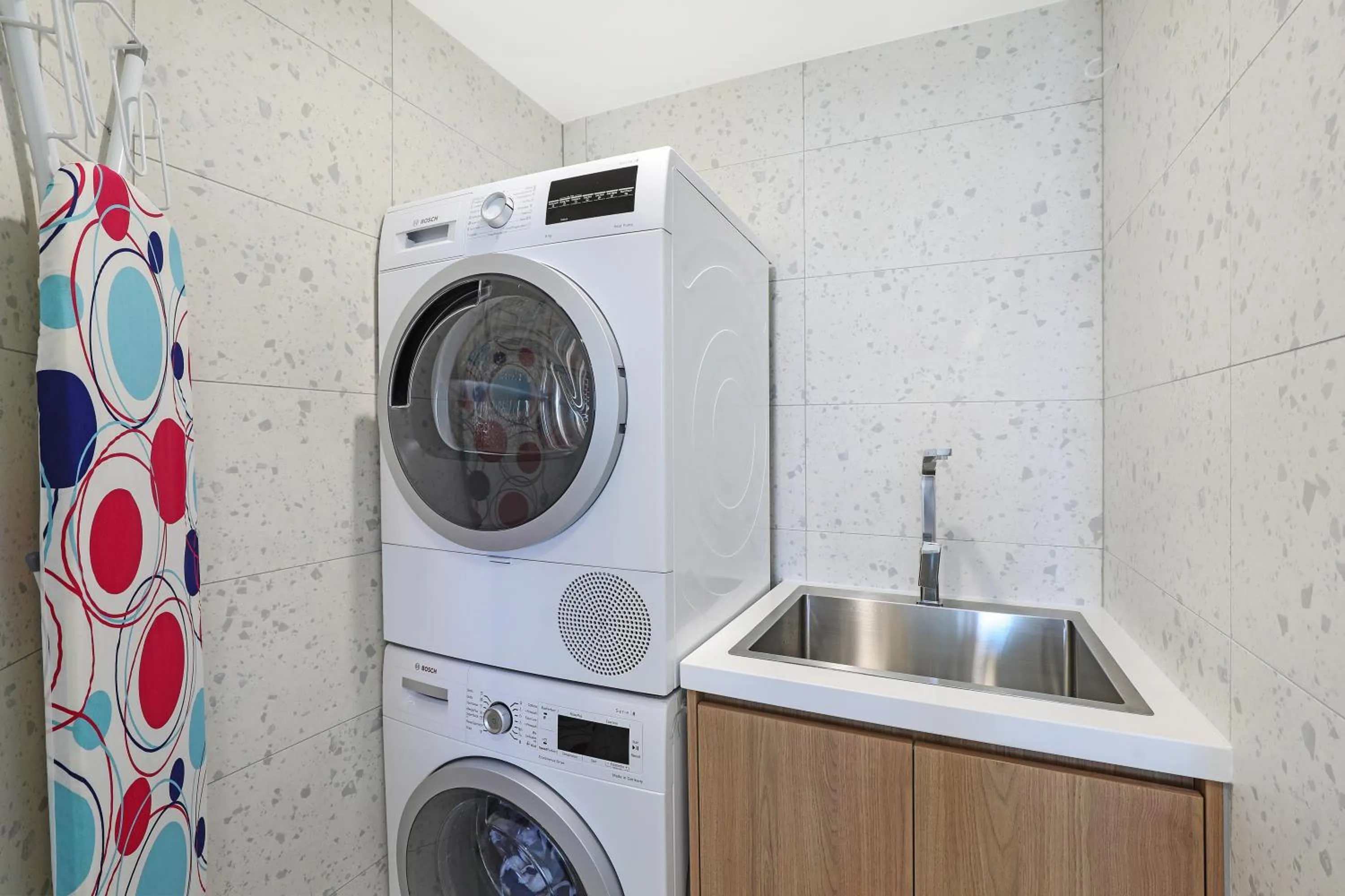 washing machine in Mandolin Beachfront Resort