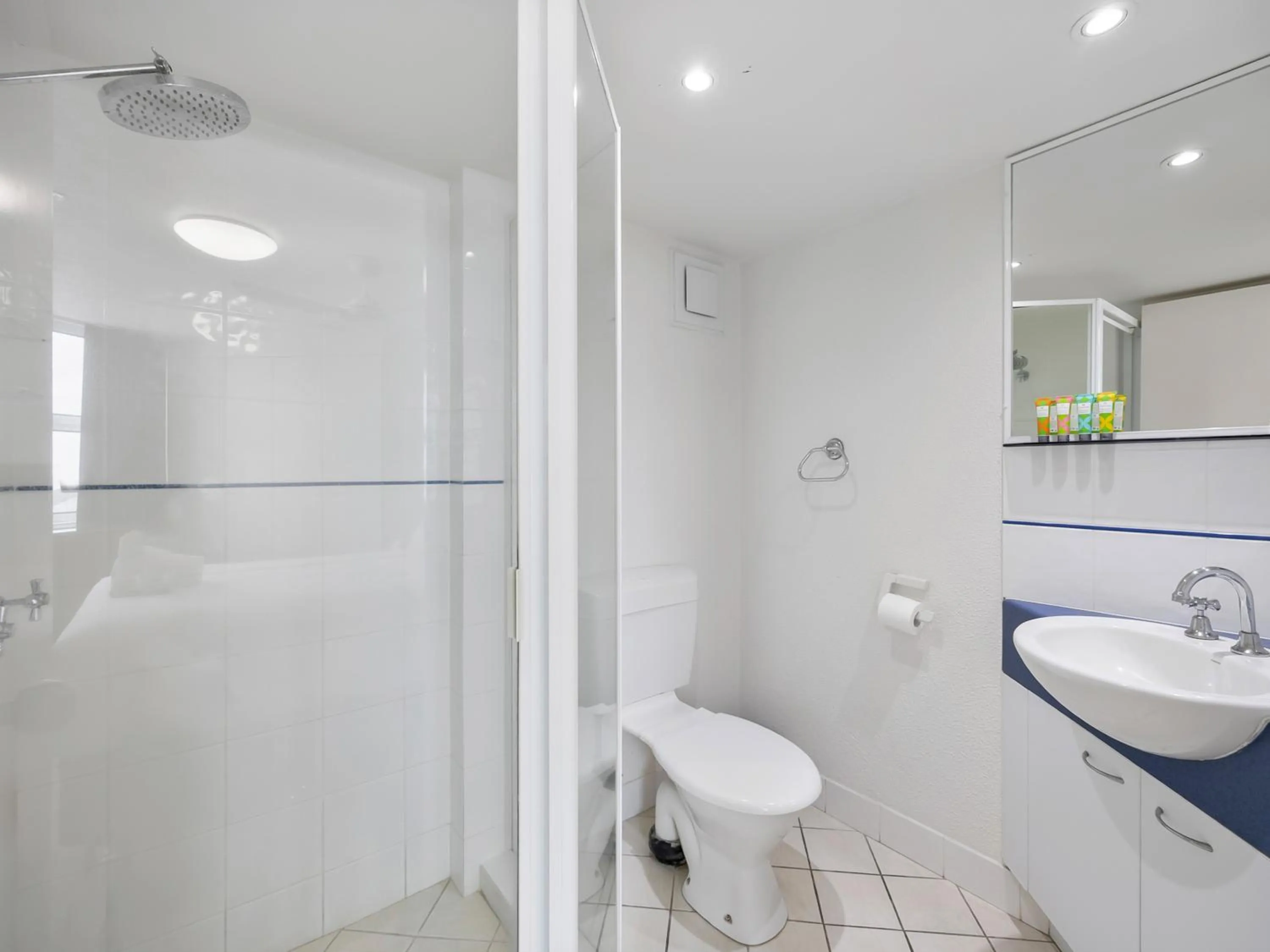 Shower in Mandolin Beachfront Resort