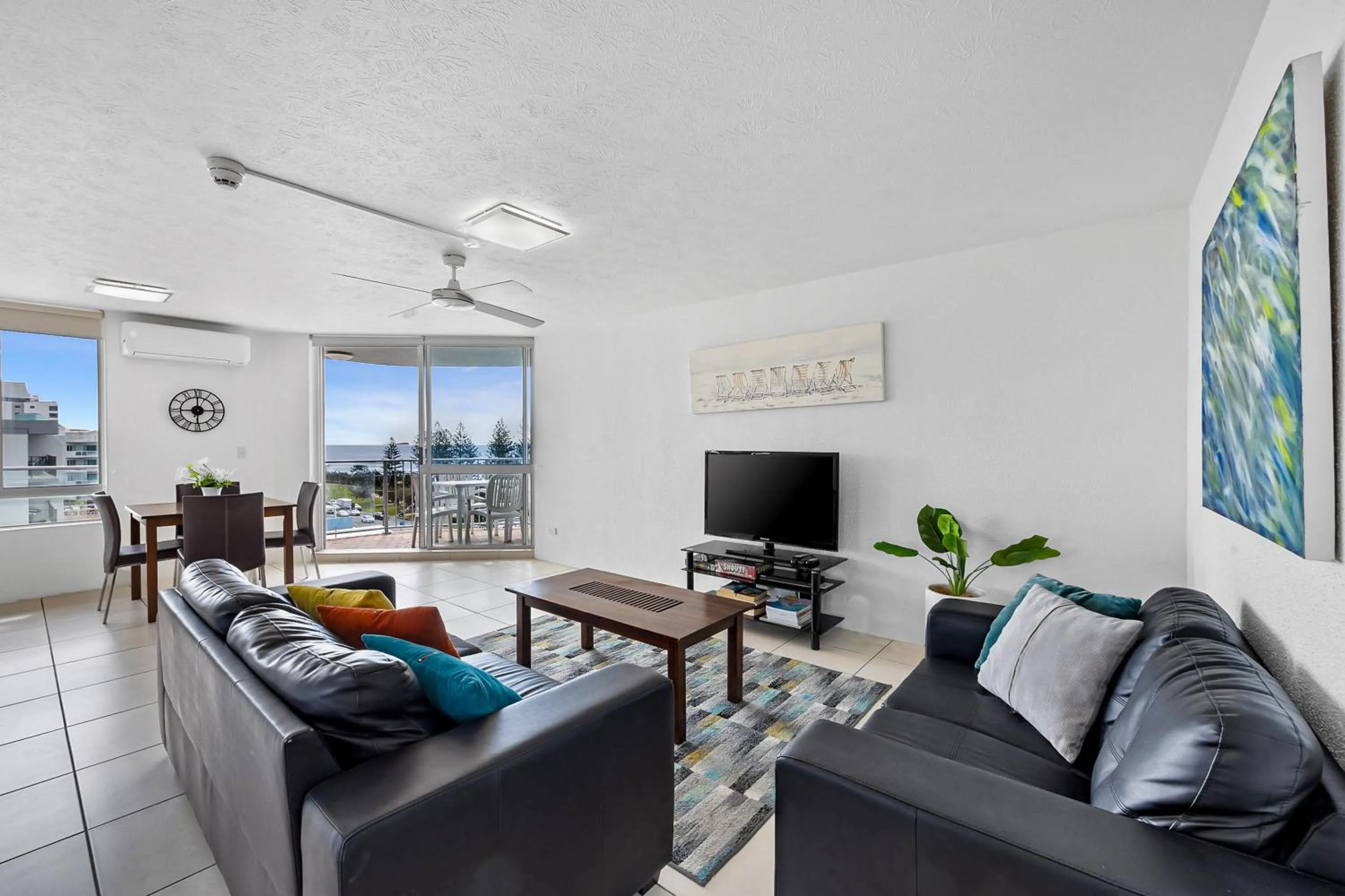 Living room in Mandolin Beachfront Resort