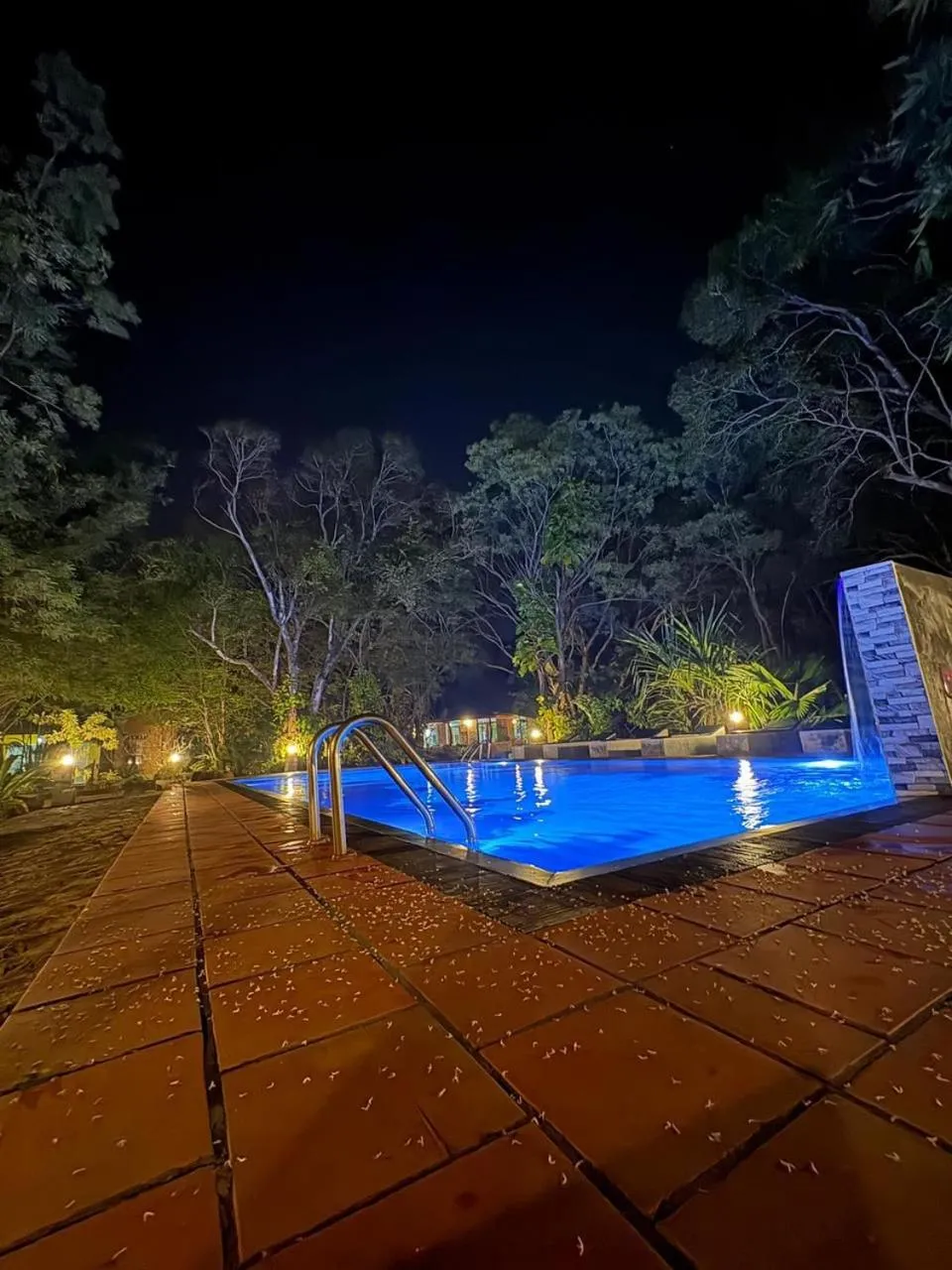 Jays Holiday Resort