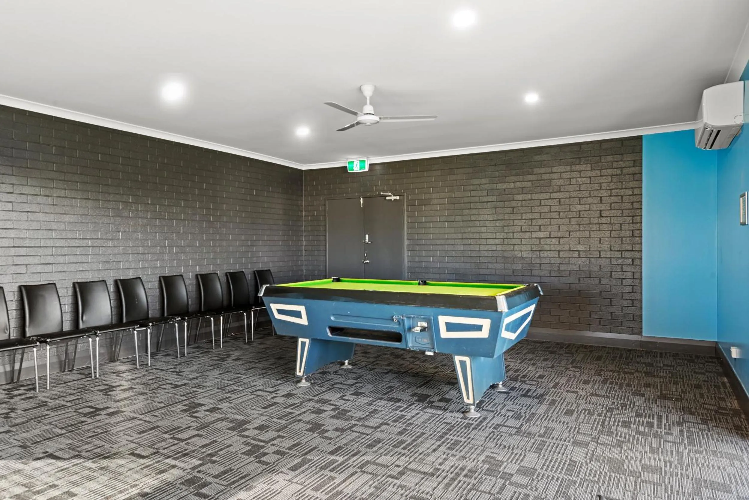 Game Room in Discovery Parks - Perth Airport