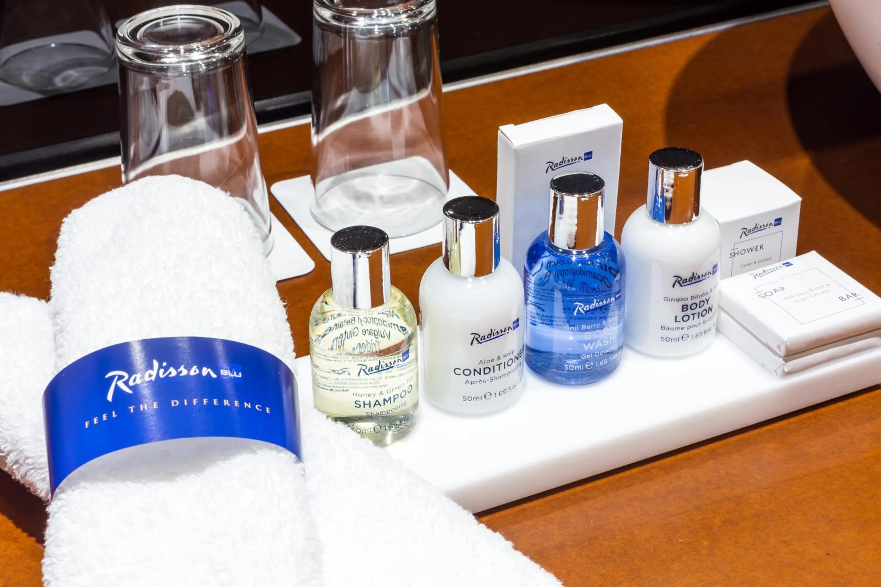 Bathroom in Radisson Blu Hotel Lisbon