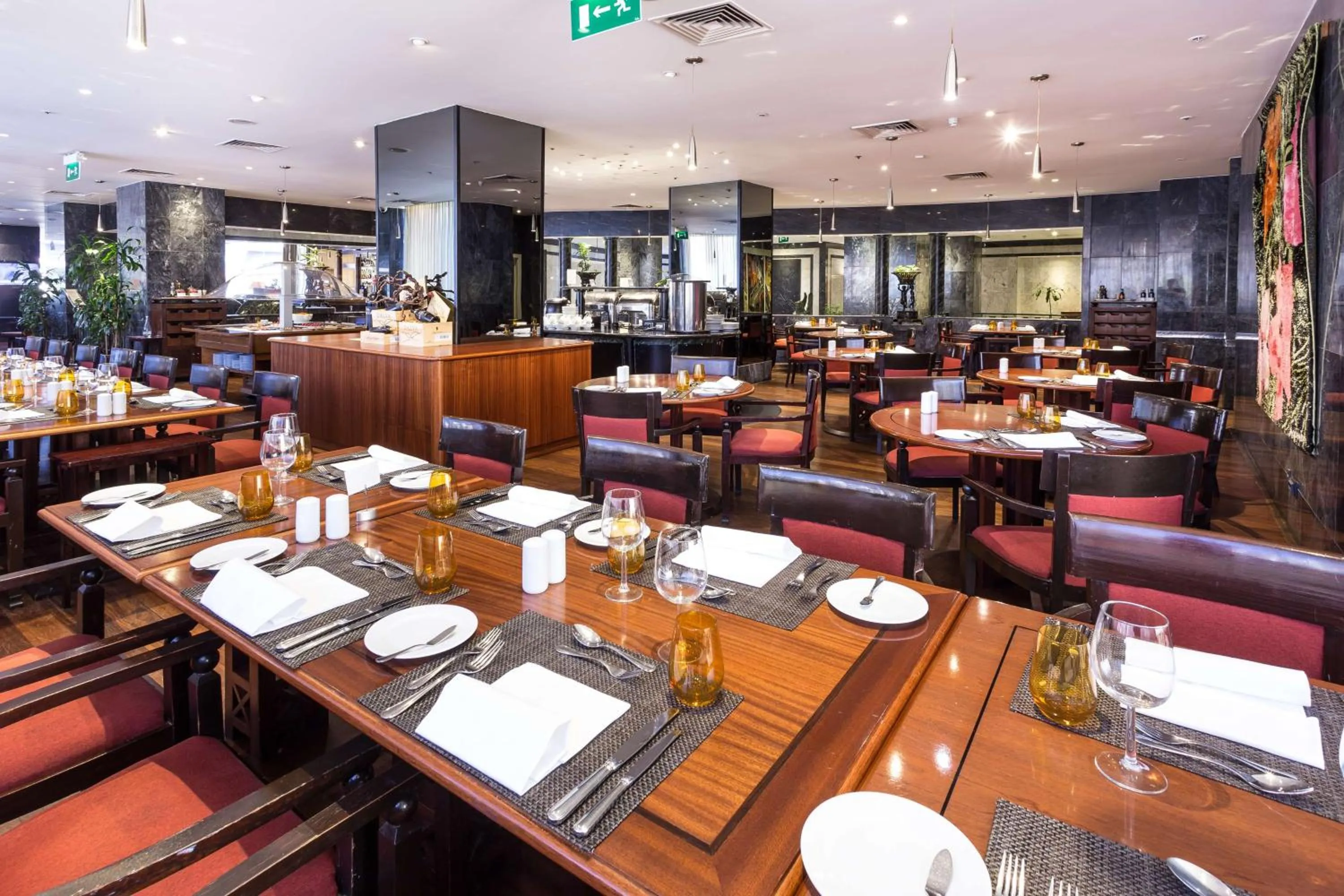 Restaurant/places to eat in Radisson Blu Hotel Lisbon