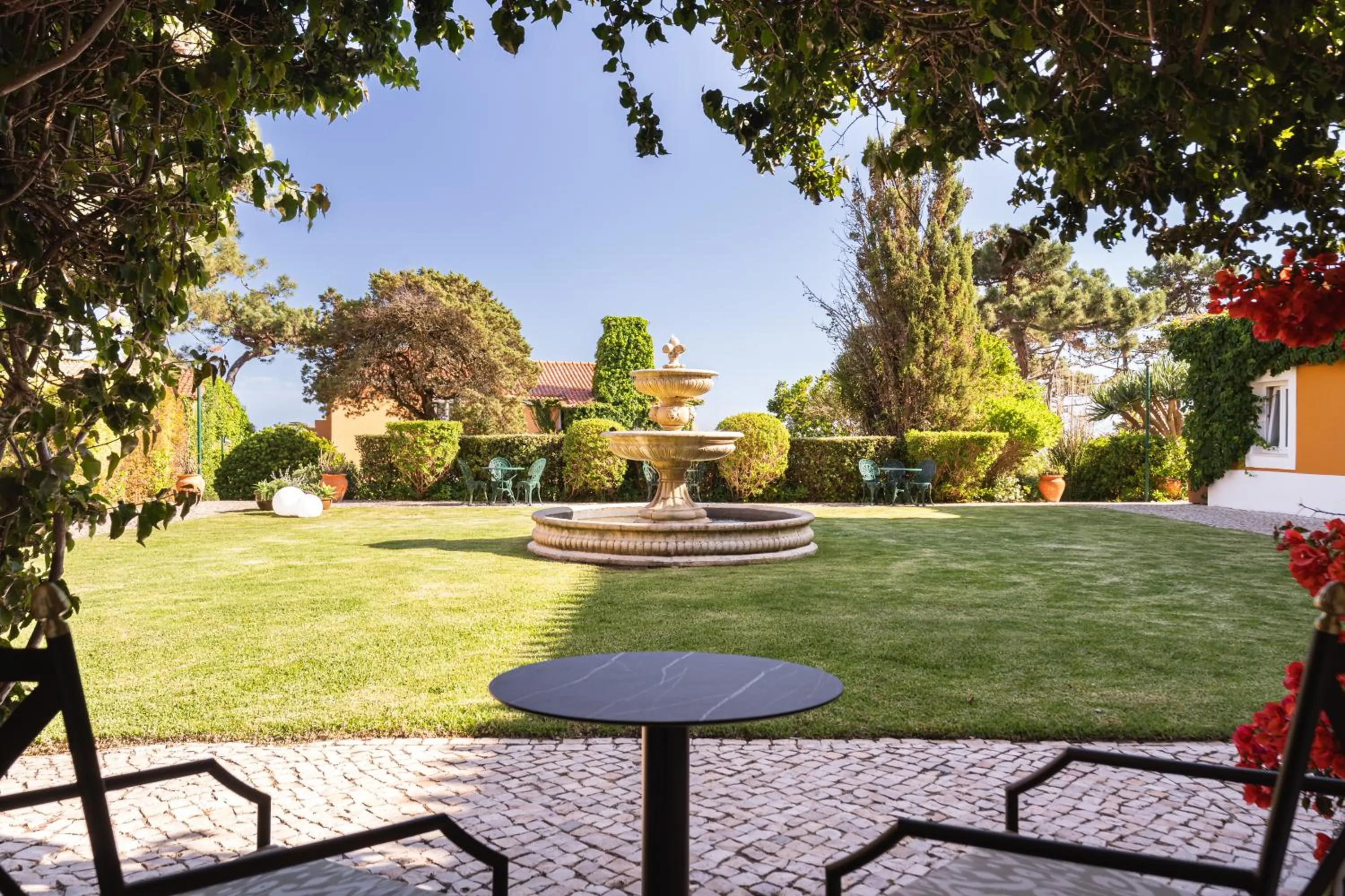 Garden in Longevity Senses - Cascais Boutique Hotel - Adults Only