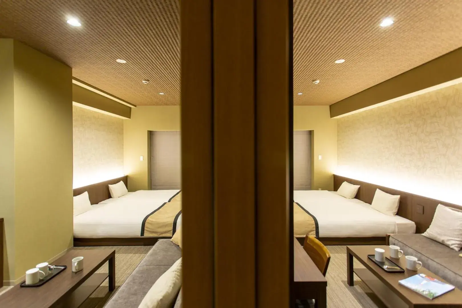 Photo of the whole room, Bed in Hauza Kyoto Gojo Karasuma Photo of the whole room, Bed in Hauza Kyoto Gojo Karasuma