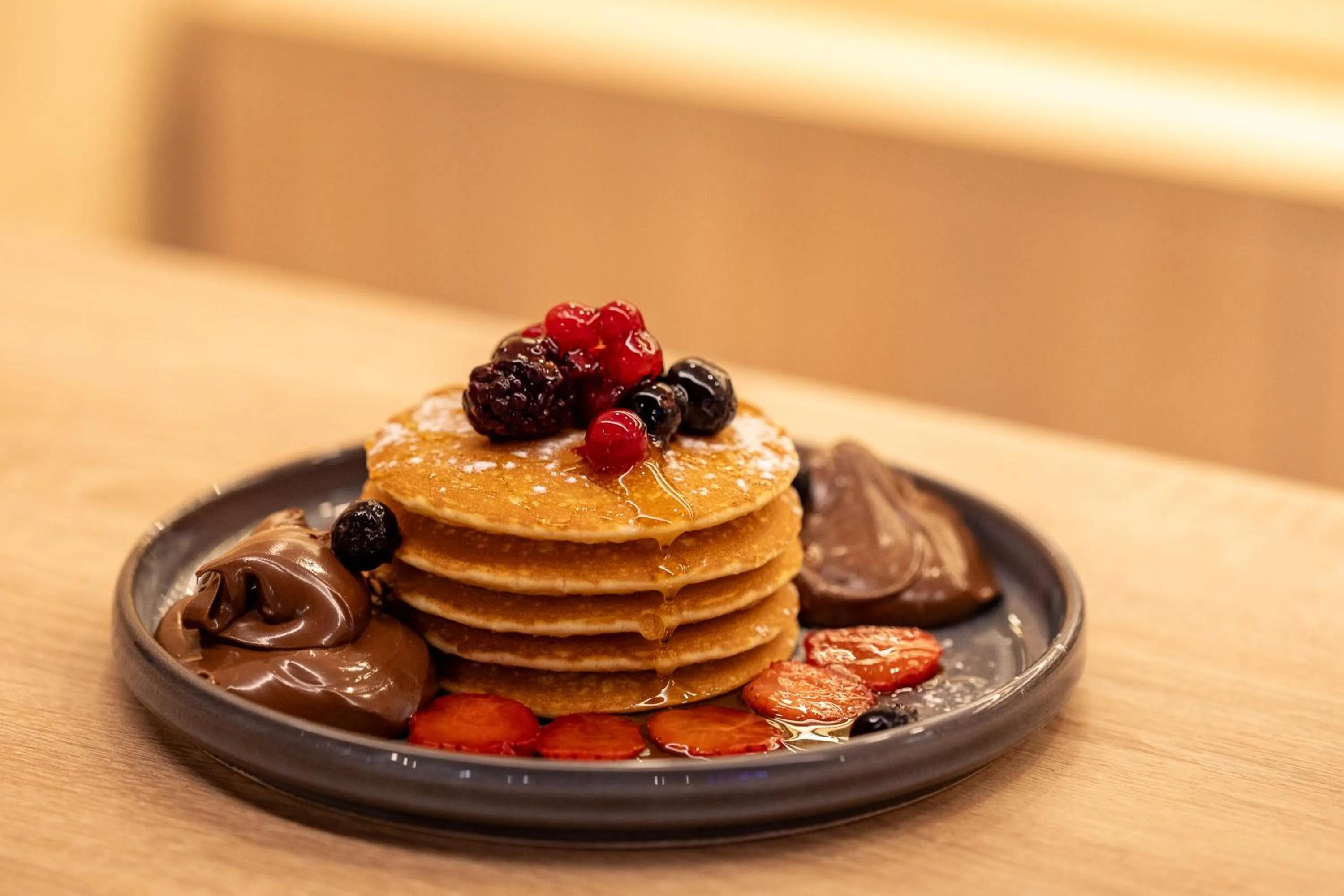 Restaurant/places to eat in America Diamonds Hotel